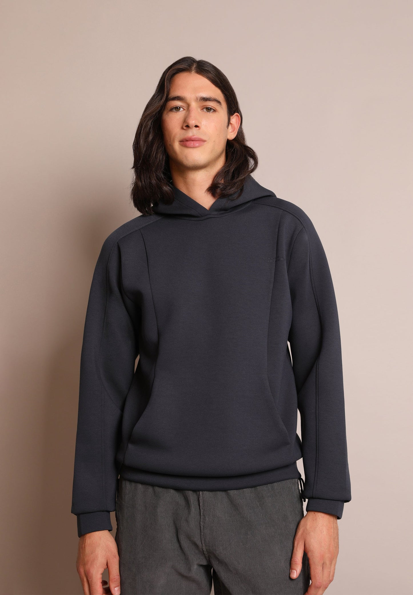 SUDADERA NEO CAPUCHA