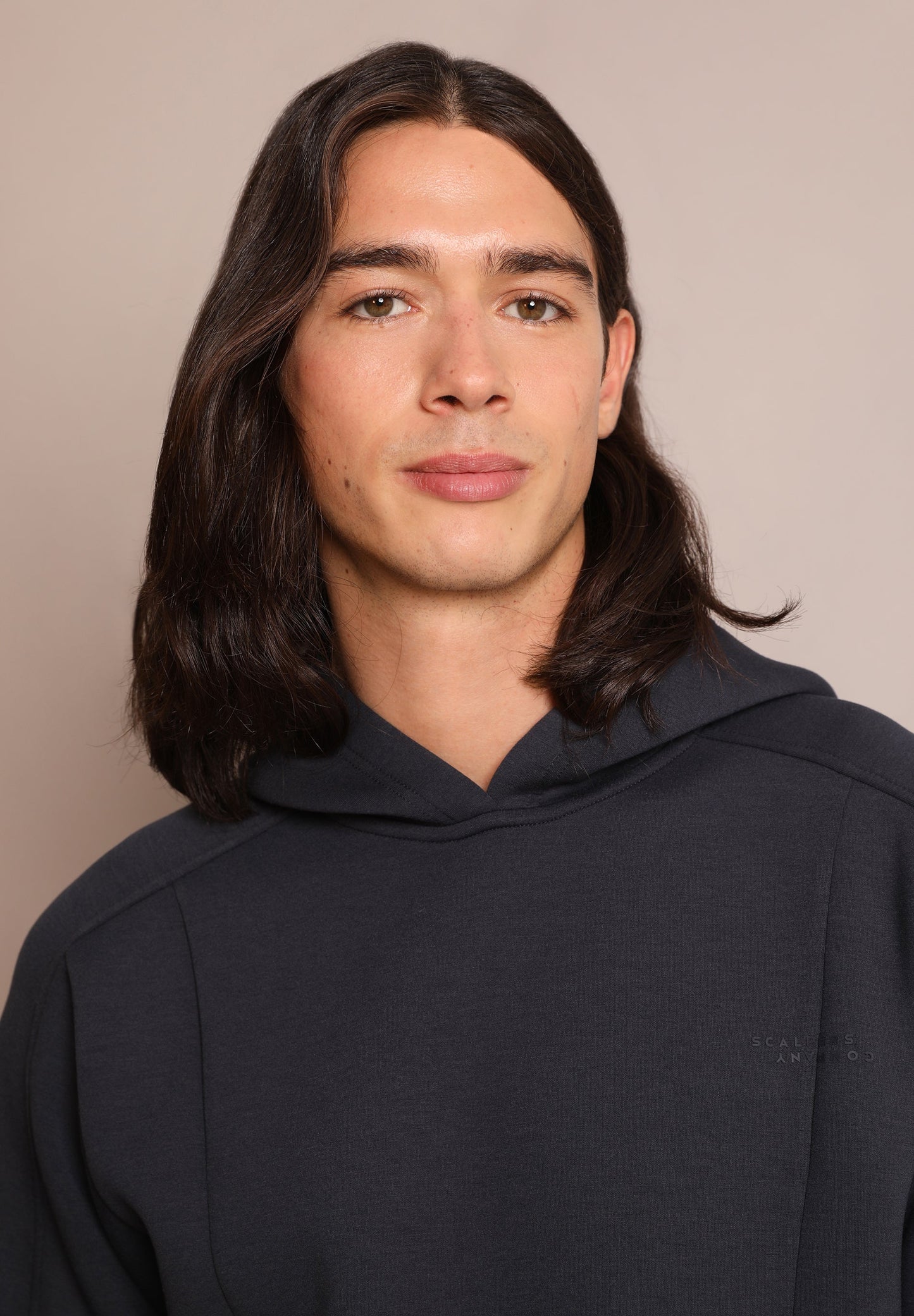 SUDADERA NEO CAPUCHA