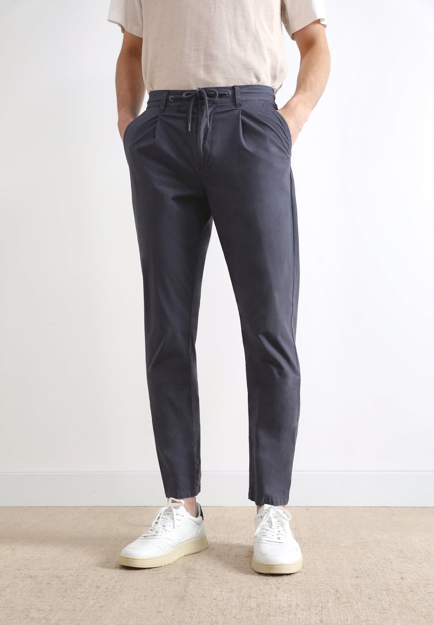 PANTALÓN PINZAS CORDÓN