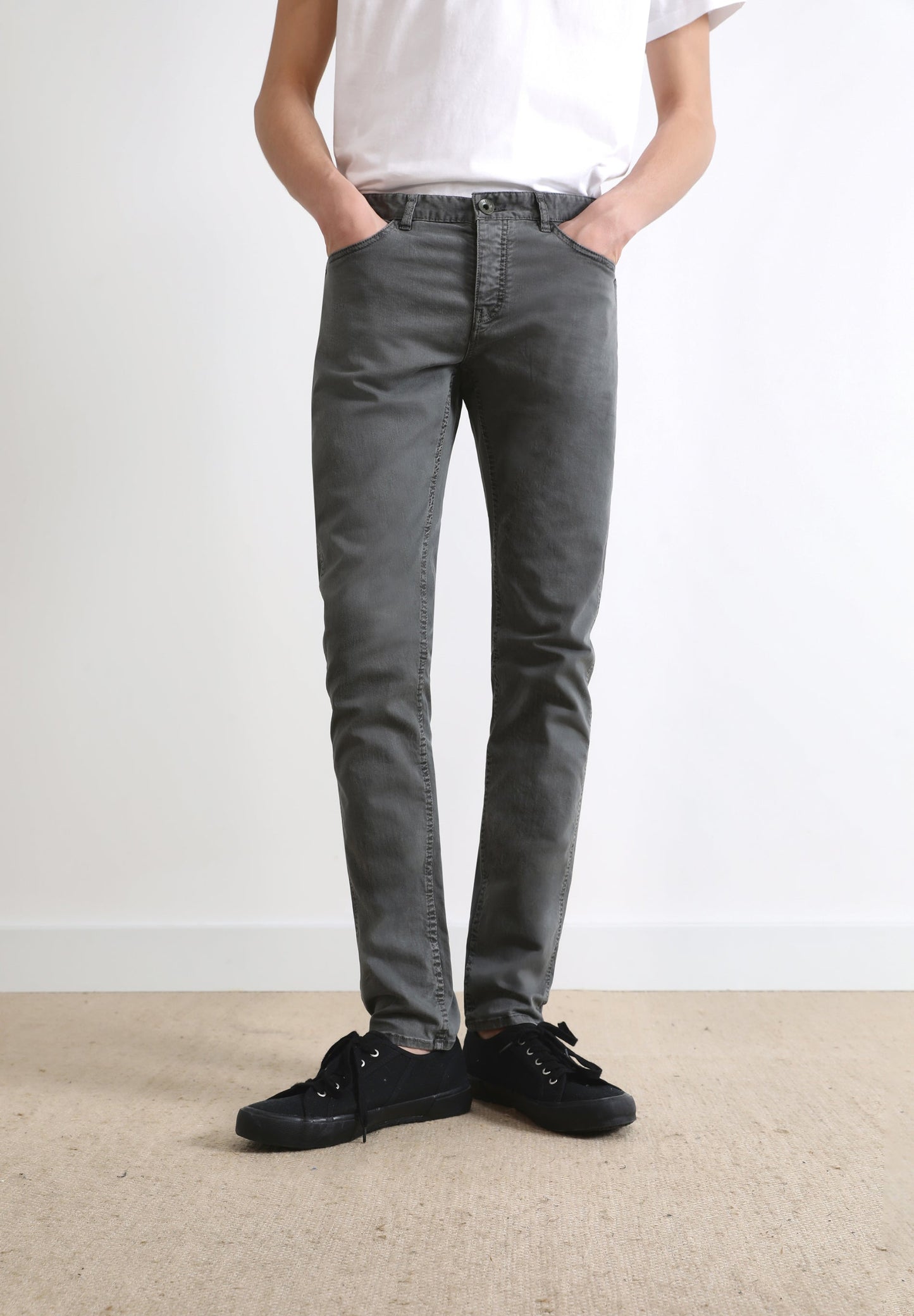PANTALÓN CINCO BOLSILLOS