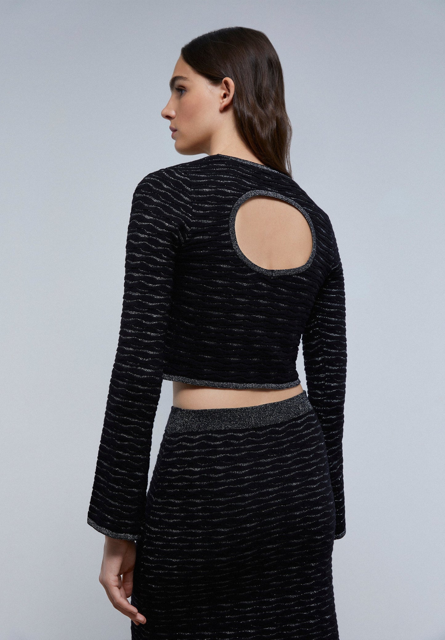 TOP CROPPED ABERTURA TRASERA