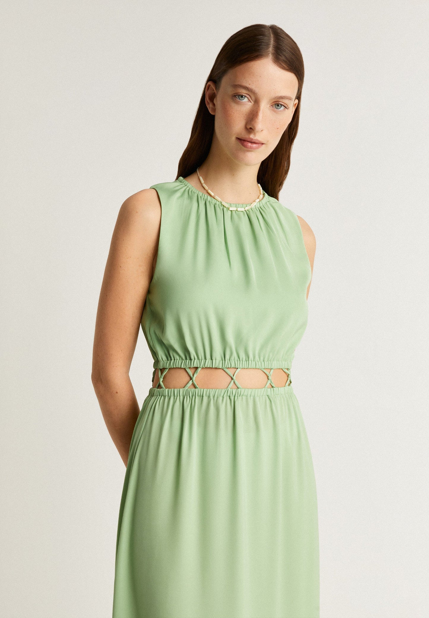 VESTIDO MIDI SATINADO ABERTURA CINTURA