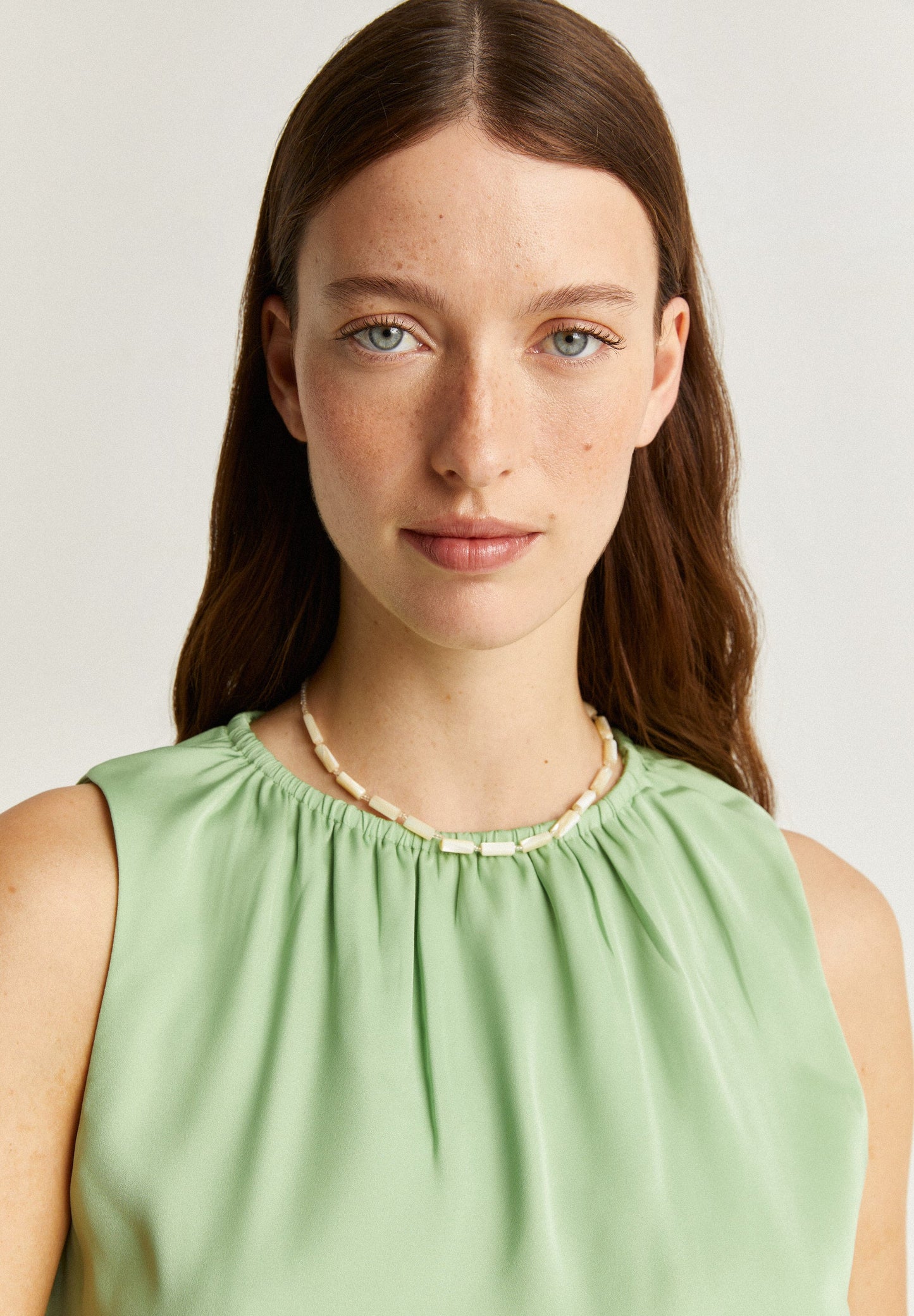 VESTIDO MIDI SATINADO ABERTURA CINTURA