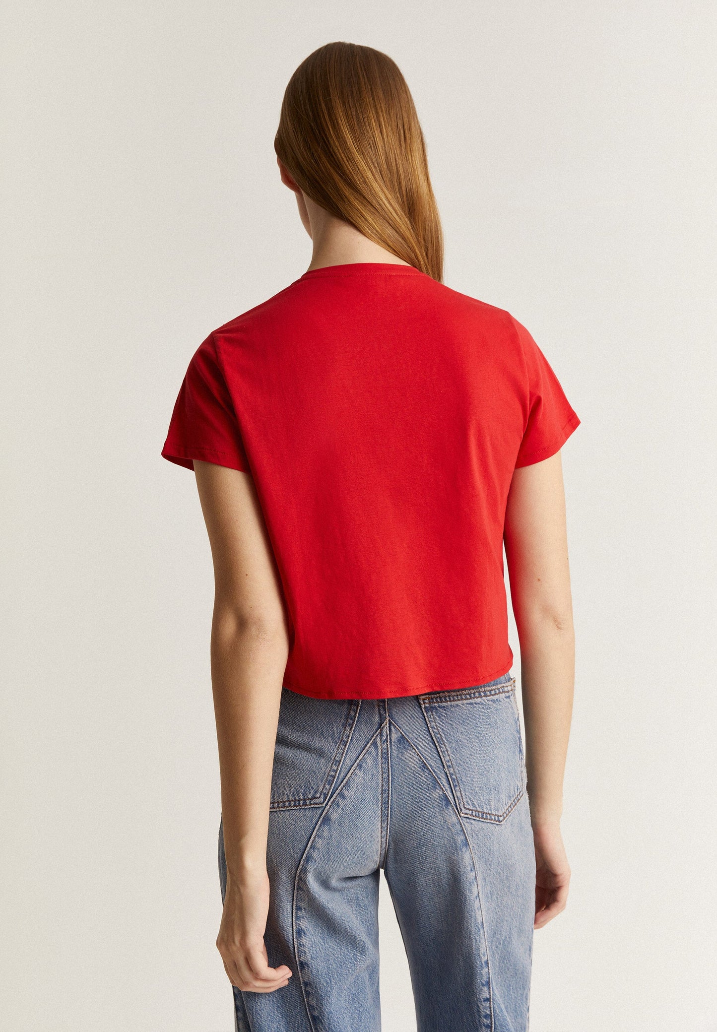 CAMISETA DETALLE FRUNCE FRONTAL