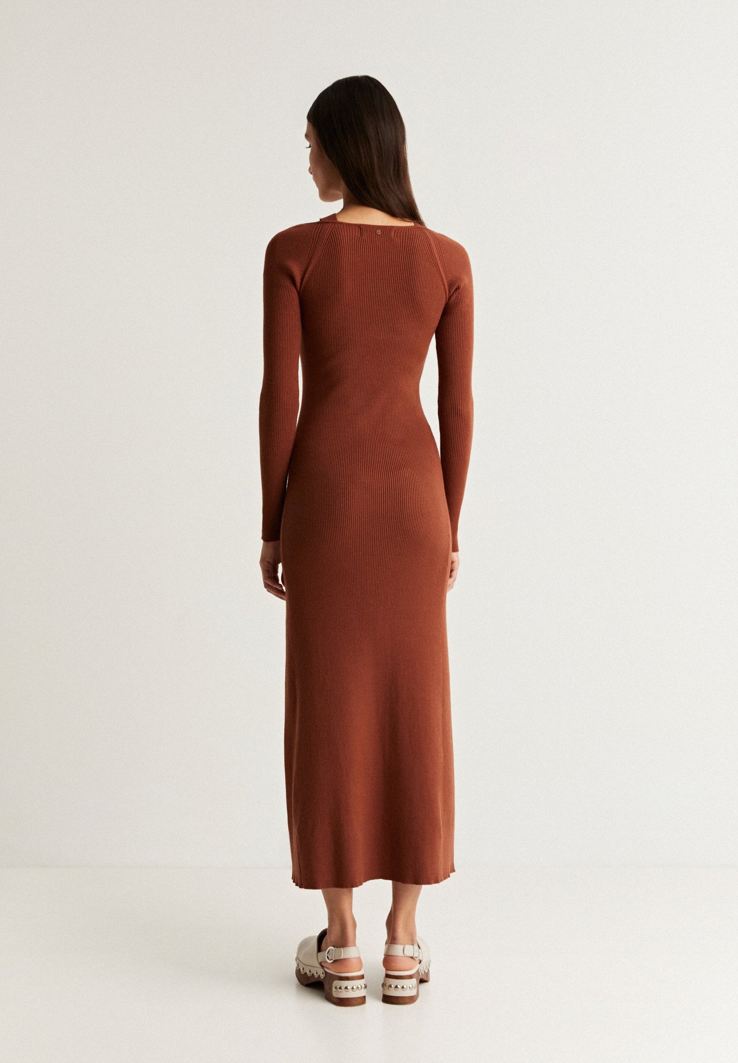 VESTIDO MIDI PUNTO CANALÉ