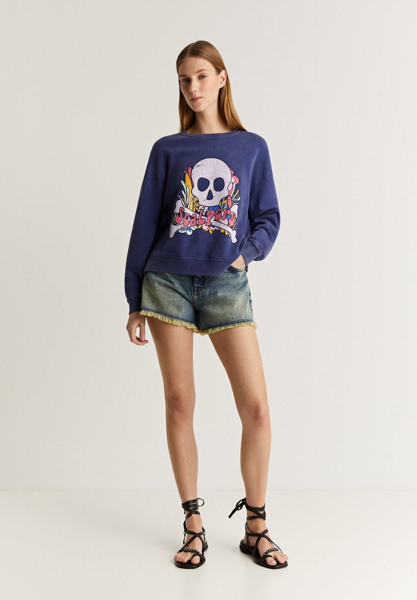 SUDADERA EFECTO LAVADO PRINT CALAVERA