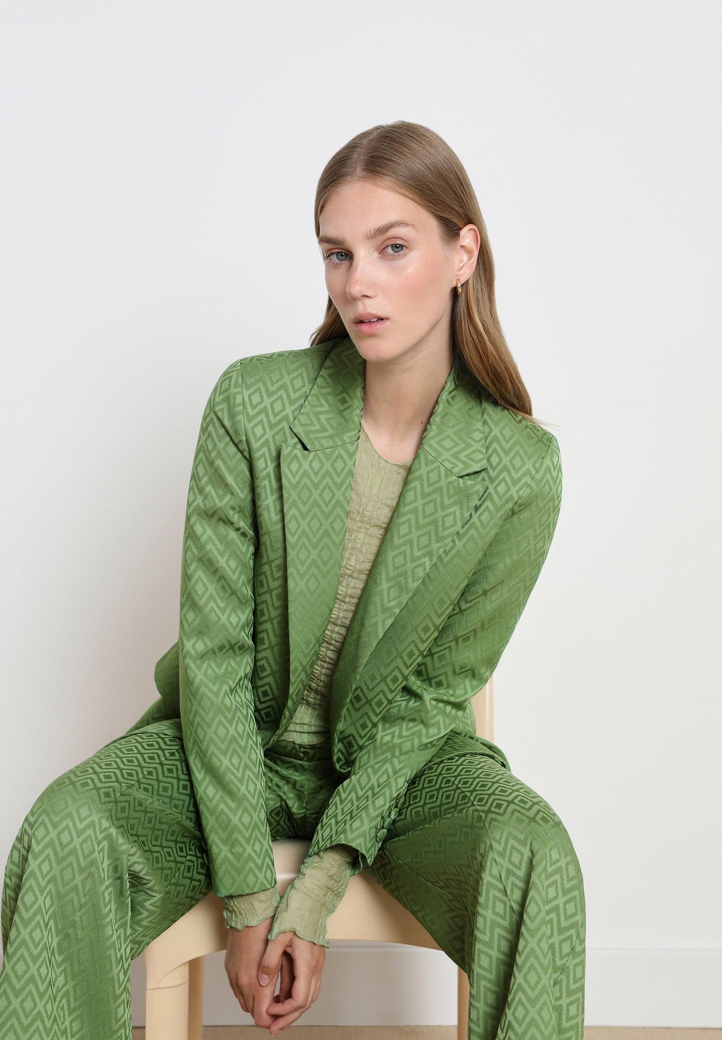 PANTALÓN TEJIDO JACQUARD