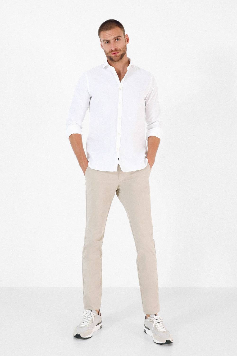 PANTALÓN CHINO CASUAL - Scalpers