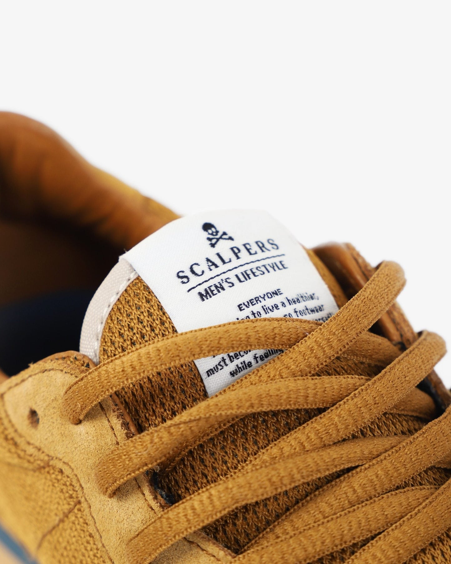 SNEAKERS COMBINADAS NATURAL INSIGNIA