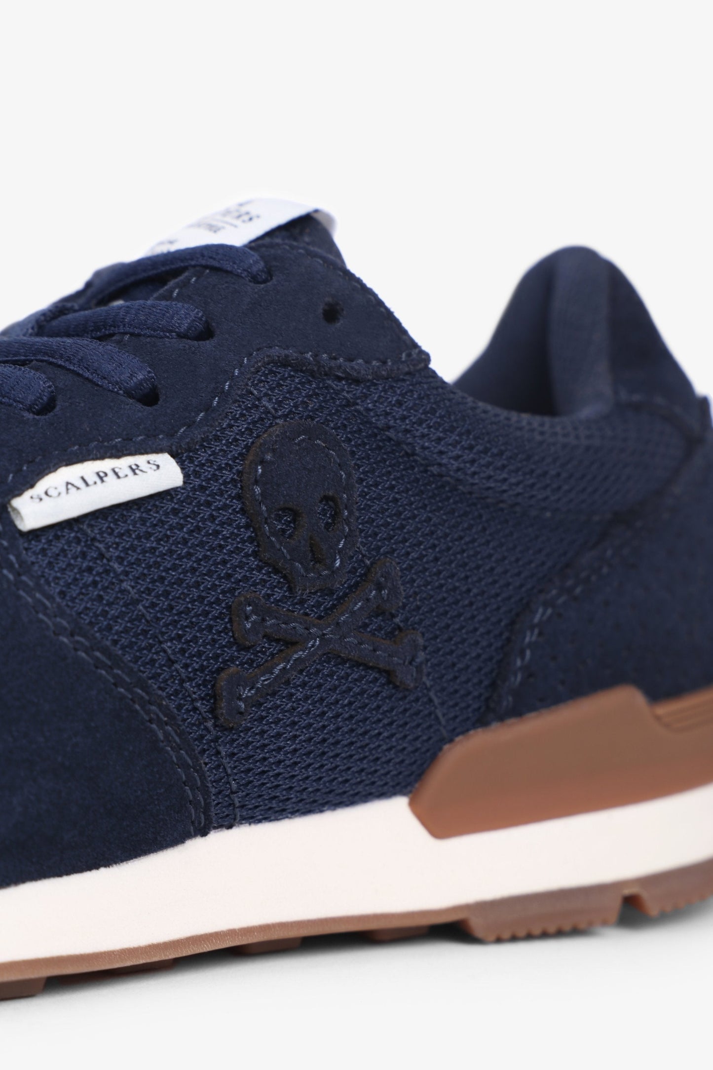 SNEAKERS COMBINADAS NATURAL INSIGNIA