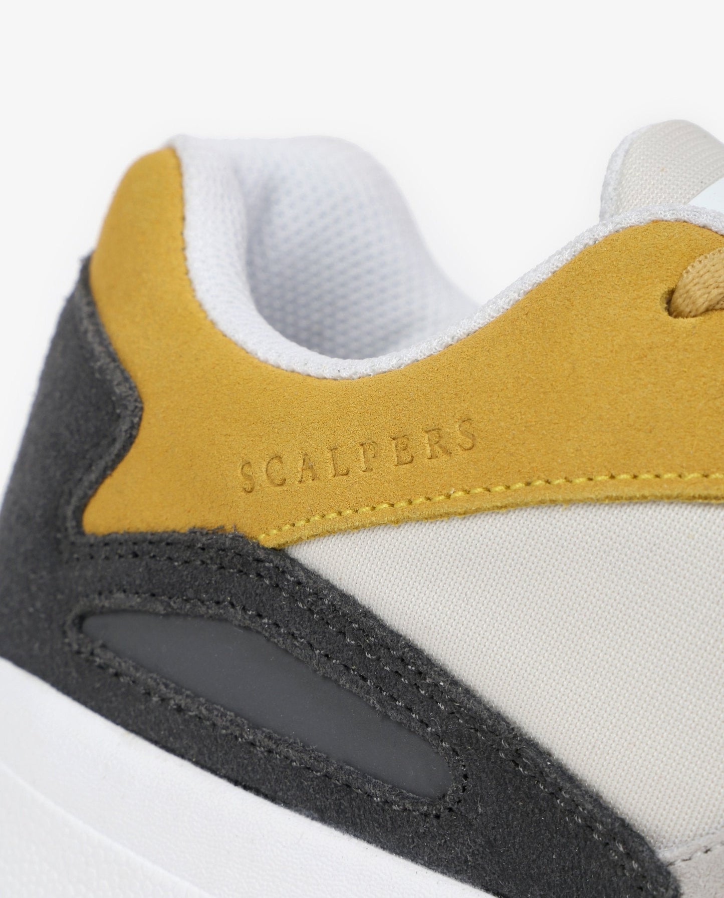 SNEAKERS COMBINADA SUELA ANCHA