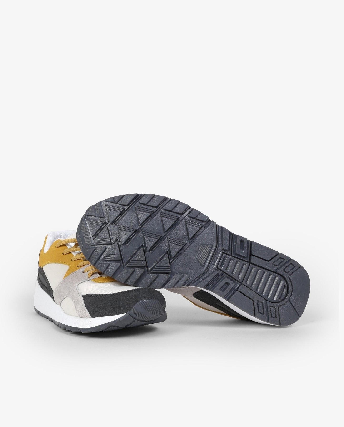 SNEAKERS COMBINADA SUELA ANCHA