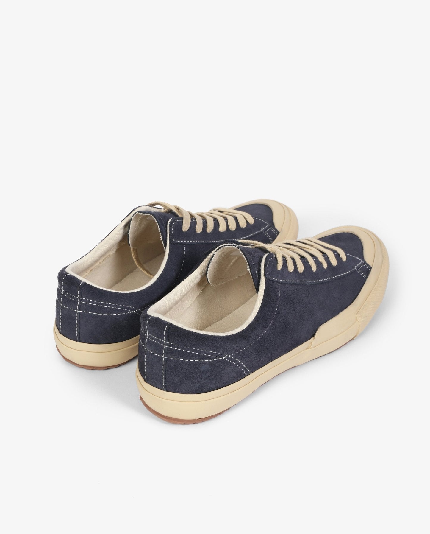 SNEAKERS ANTE FRIDAY