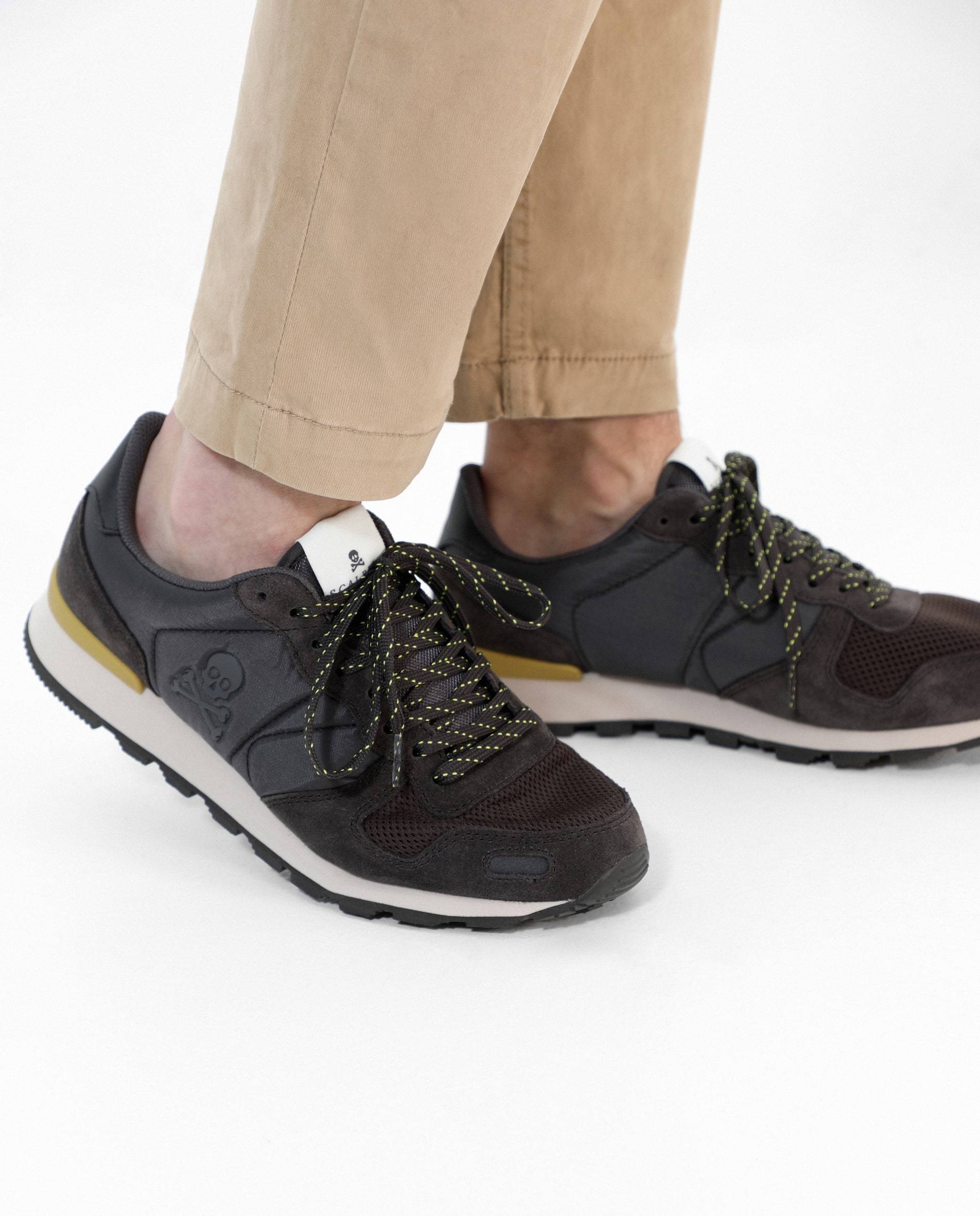 SNEAKERS SERRAJE FOLK