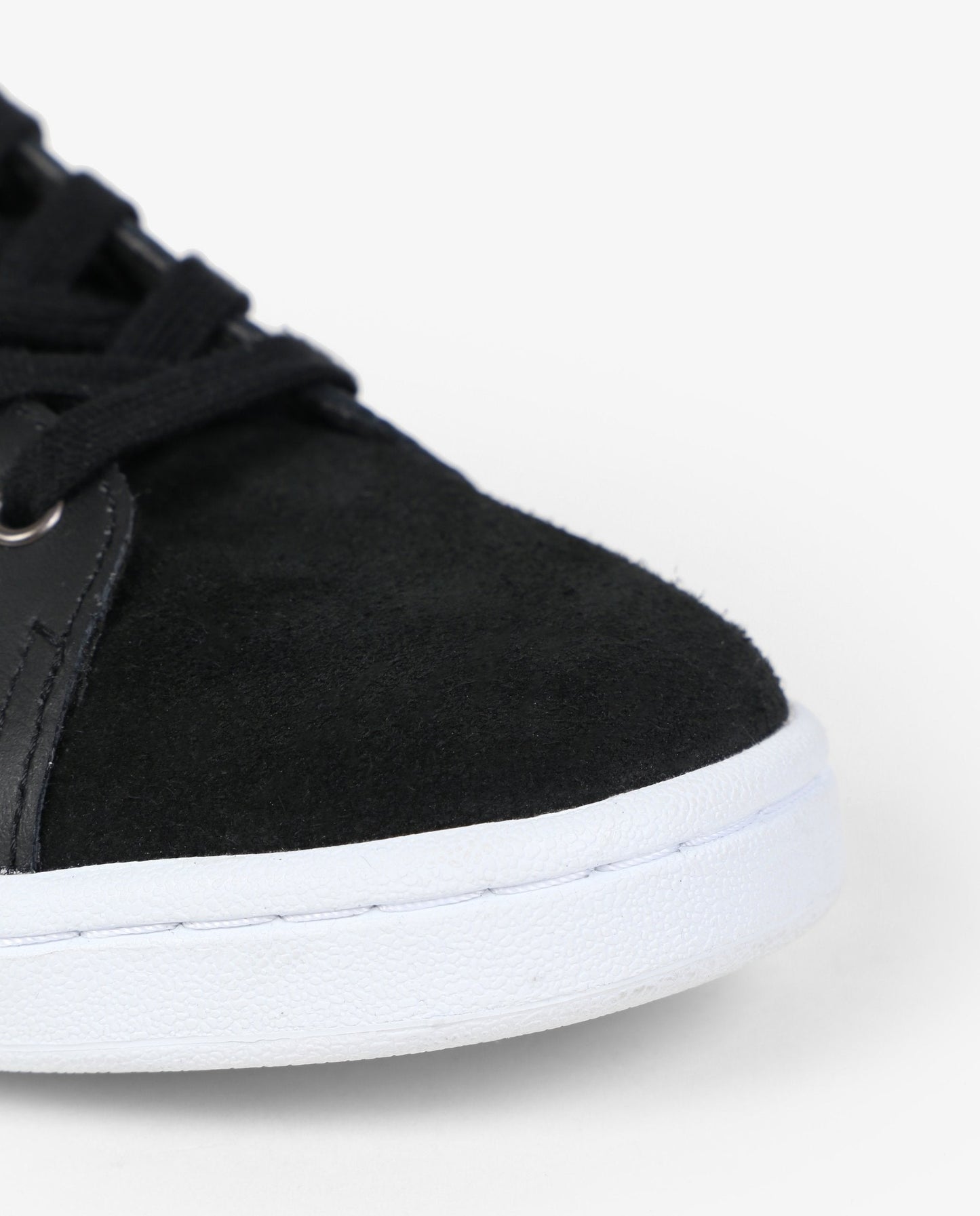 SNEAKERS TACHAS MILKY