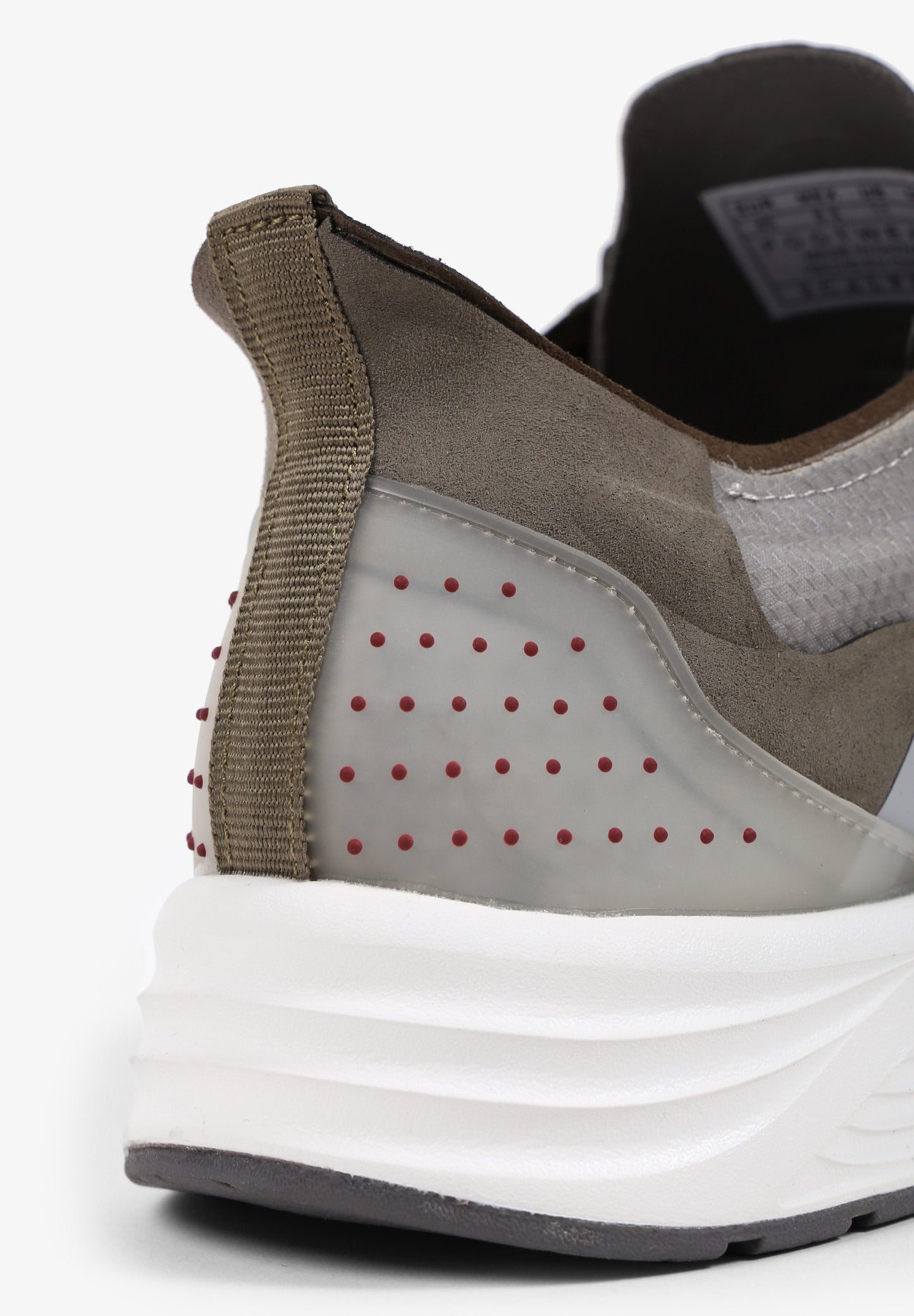 SNEAKERS TÉCNICAS LIGERAS