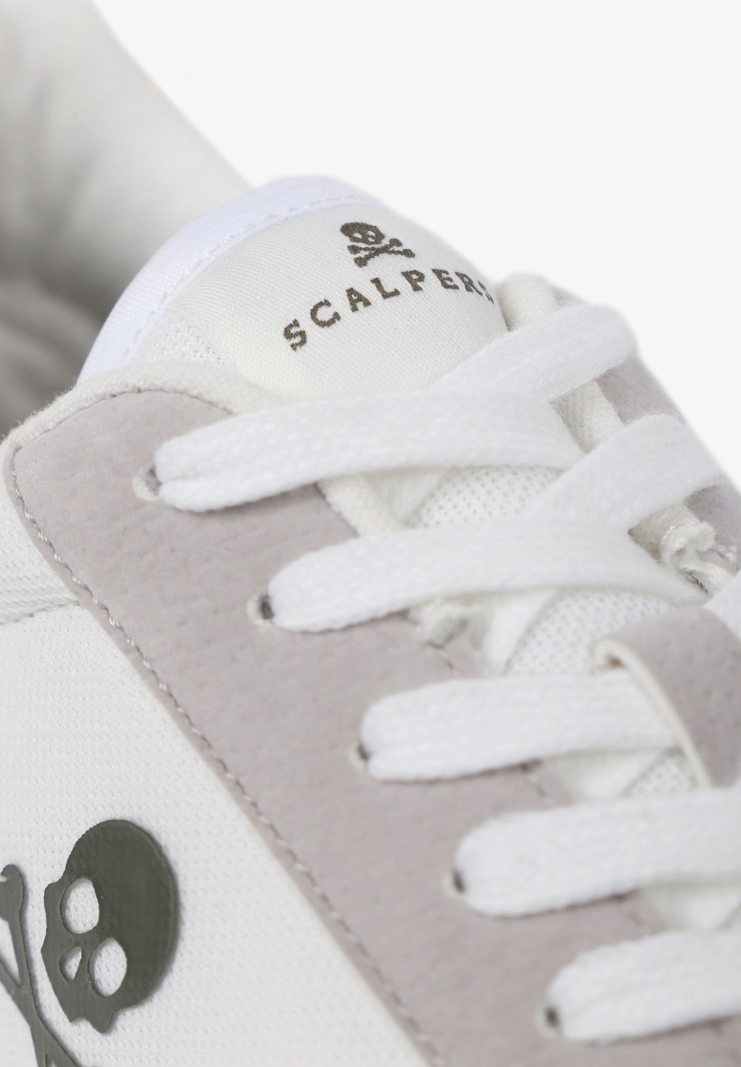 SNEAKERS CALAVERA LATERAL
