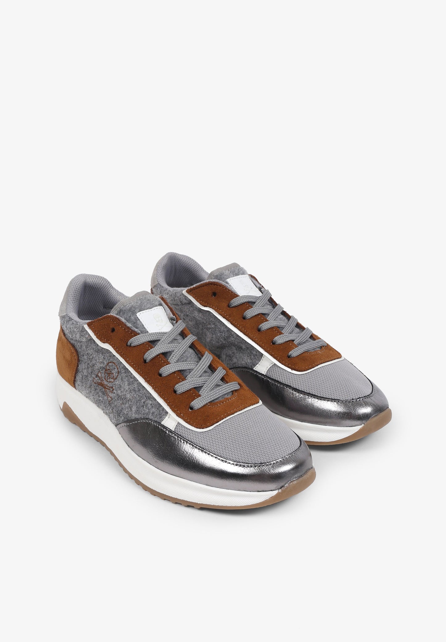 SNEAKERS SUELA ANCHA