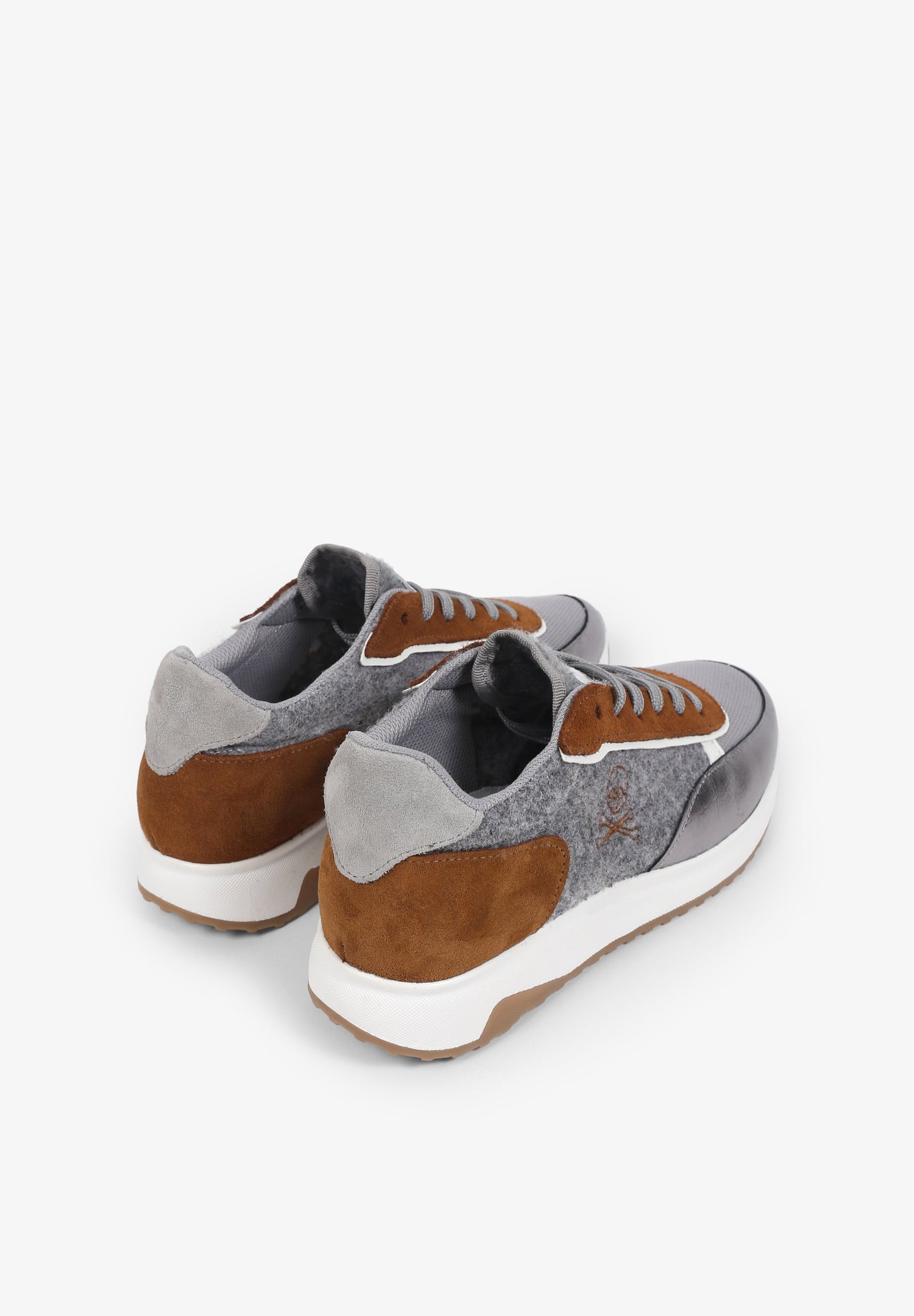 SNEAKERS SUELA ANCHA