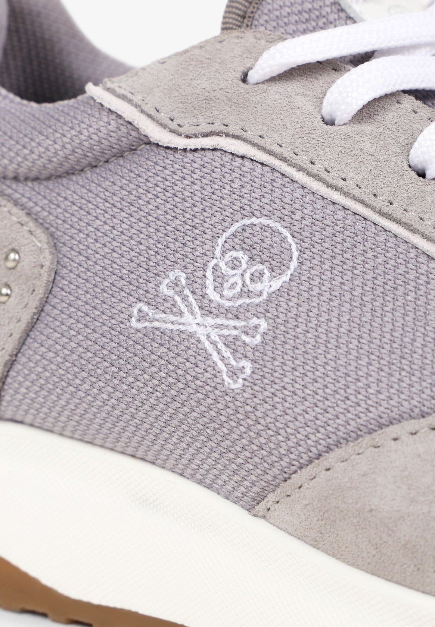 SNEAKERS SUELA ANCHA