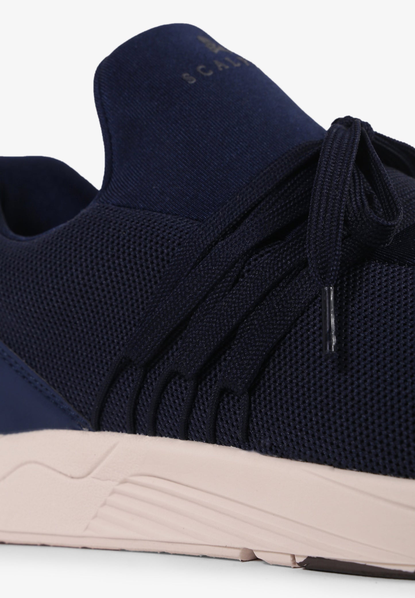 SNEAKERS LIGERAS COMFORT