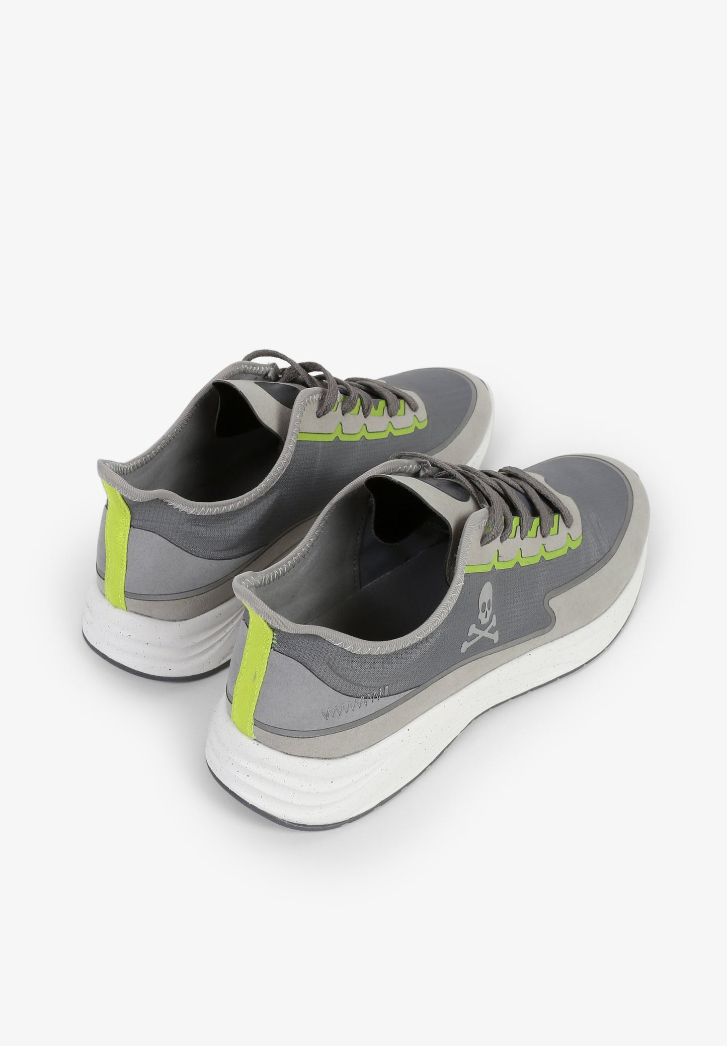 SNEAKERS DETALLES FLÚOR