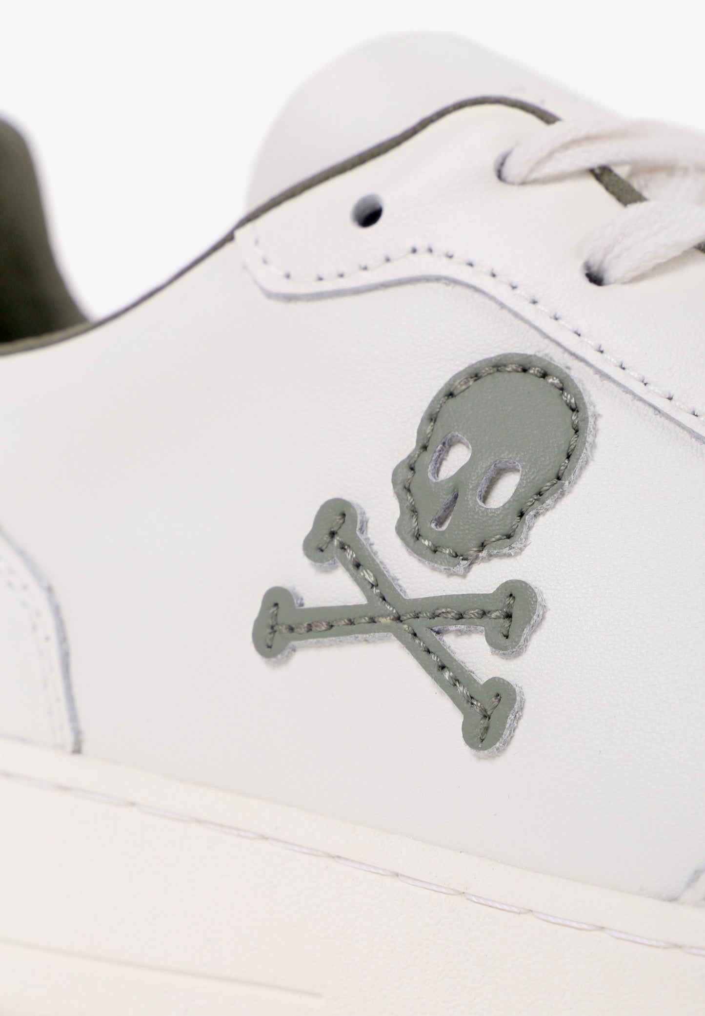 SNEAKERS PIEL DETALLE CONTRASTE