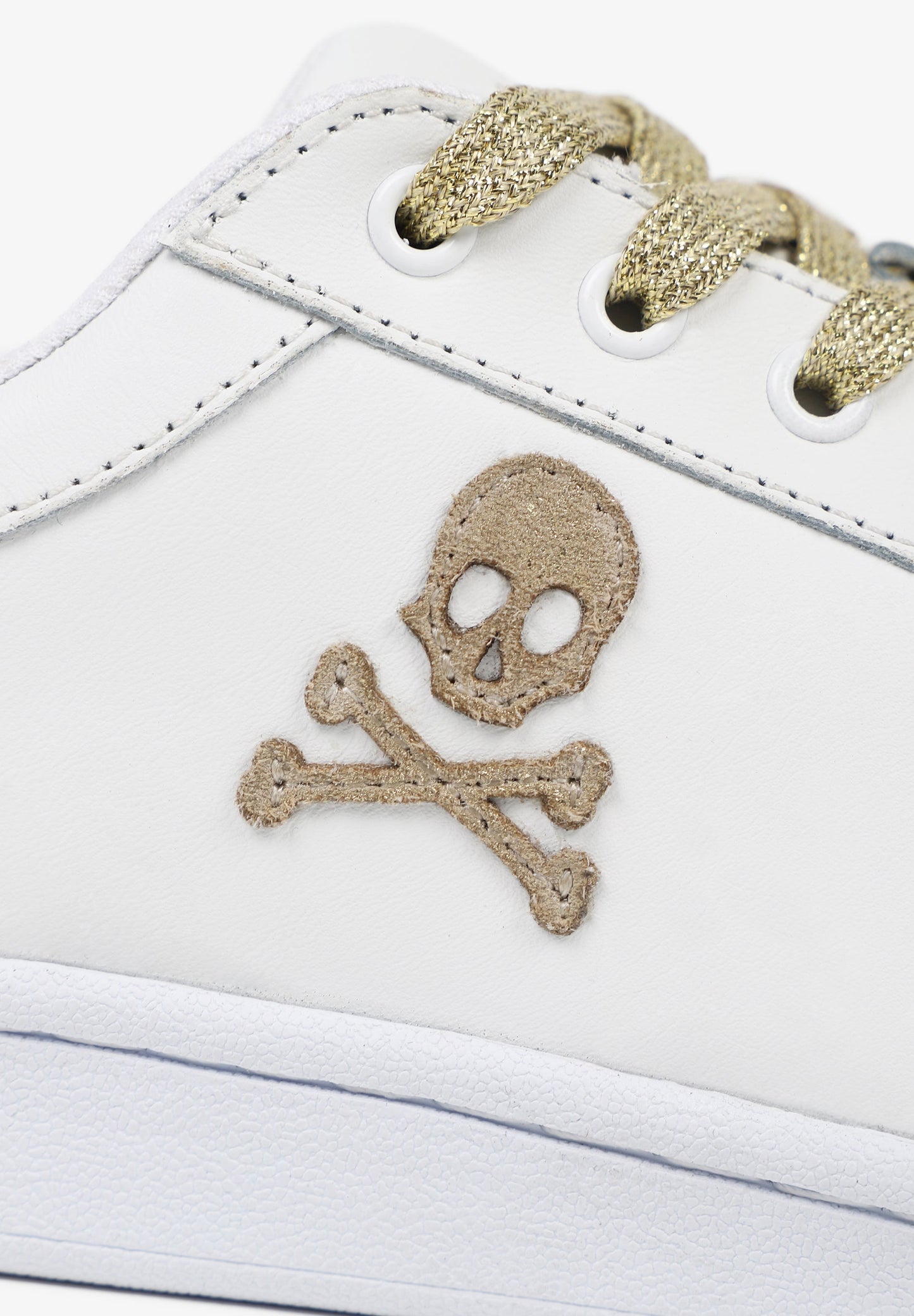 SNEAKERS DETALLE CONTRASTE