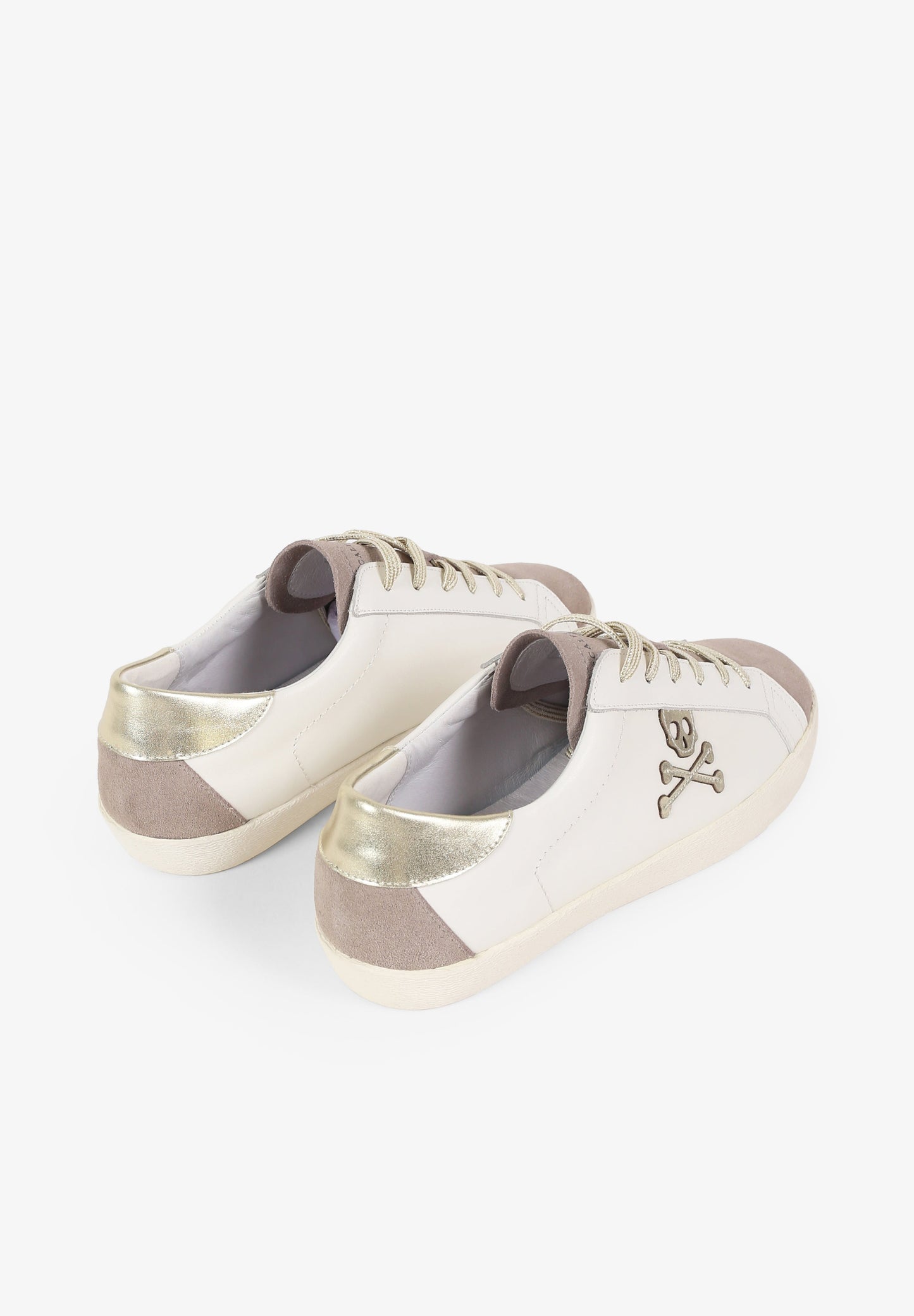 ZAPATILLAS DETALLE DORADO