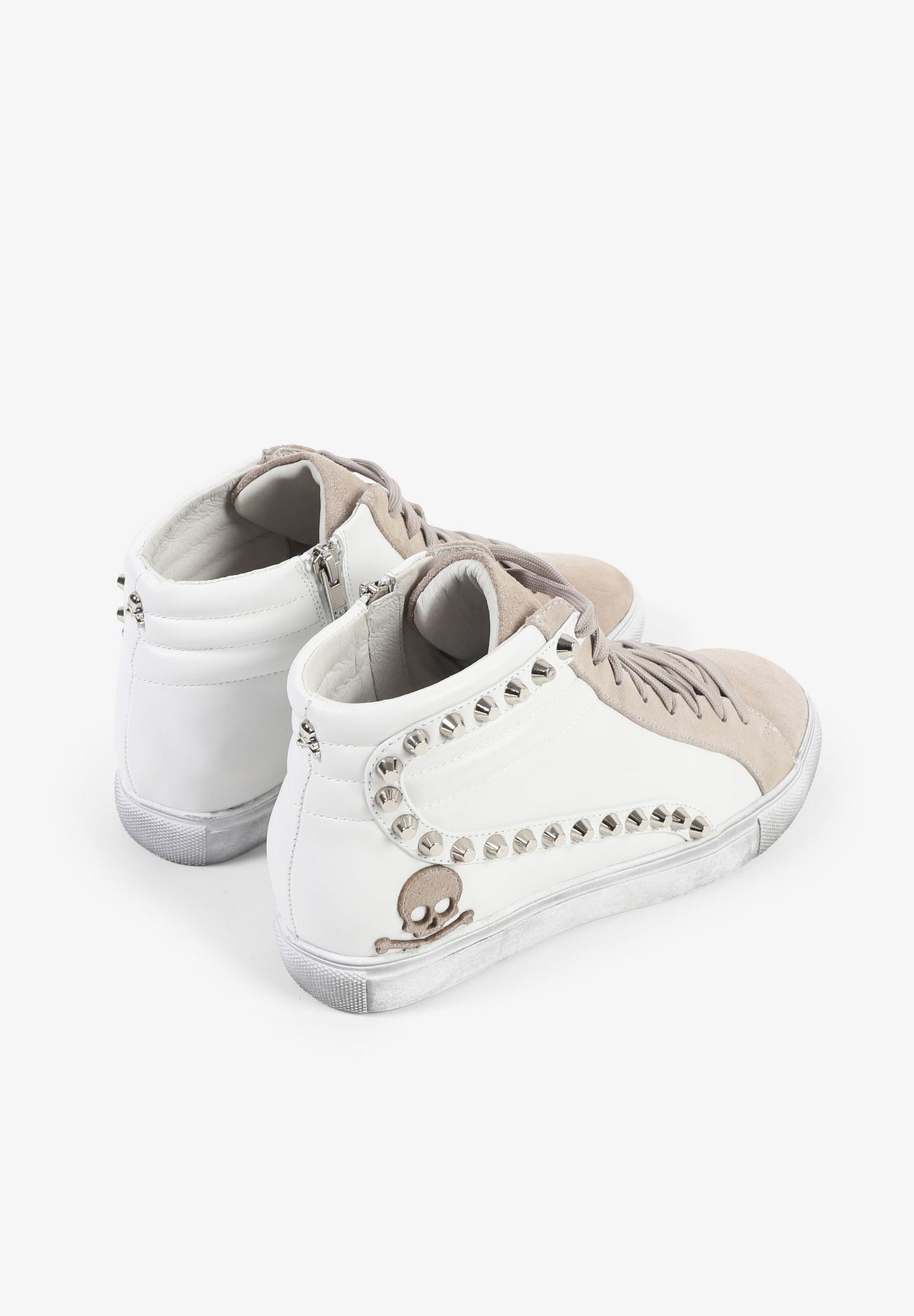 SNEAKERS BOTA TACHUELAS