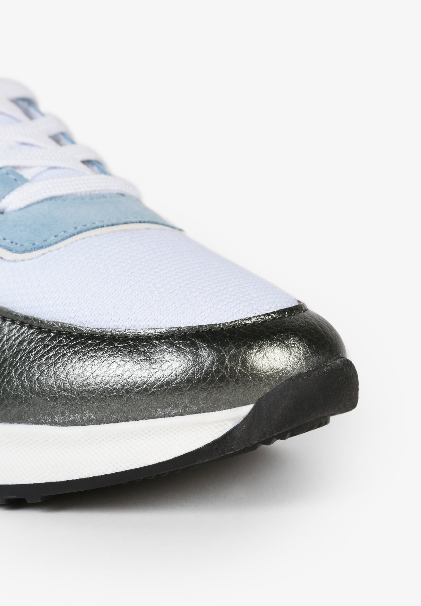 SNEAKERS SUELA ANCHA