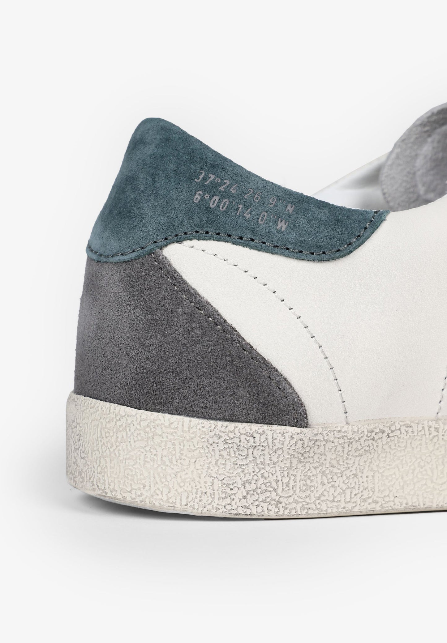 SNEAKERS BAJAS ENVEJECIDAS