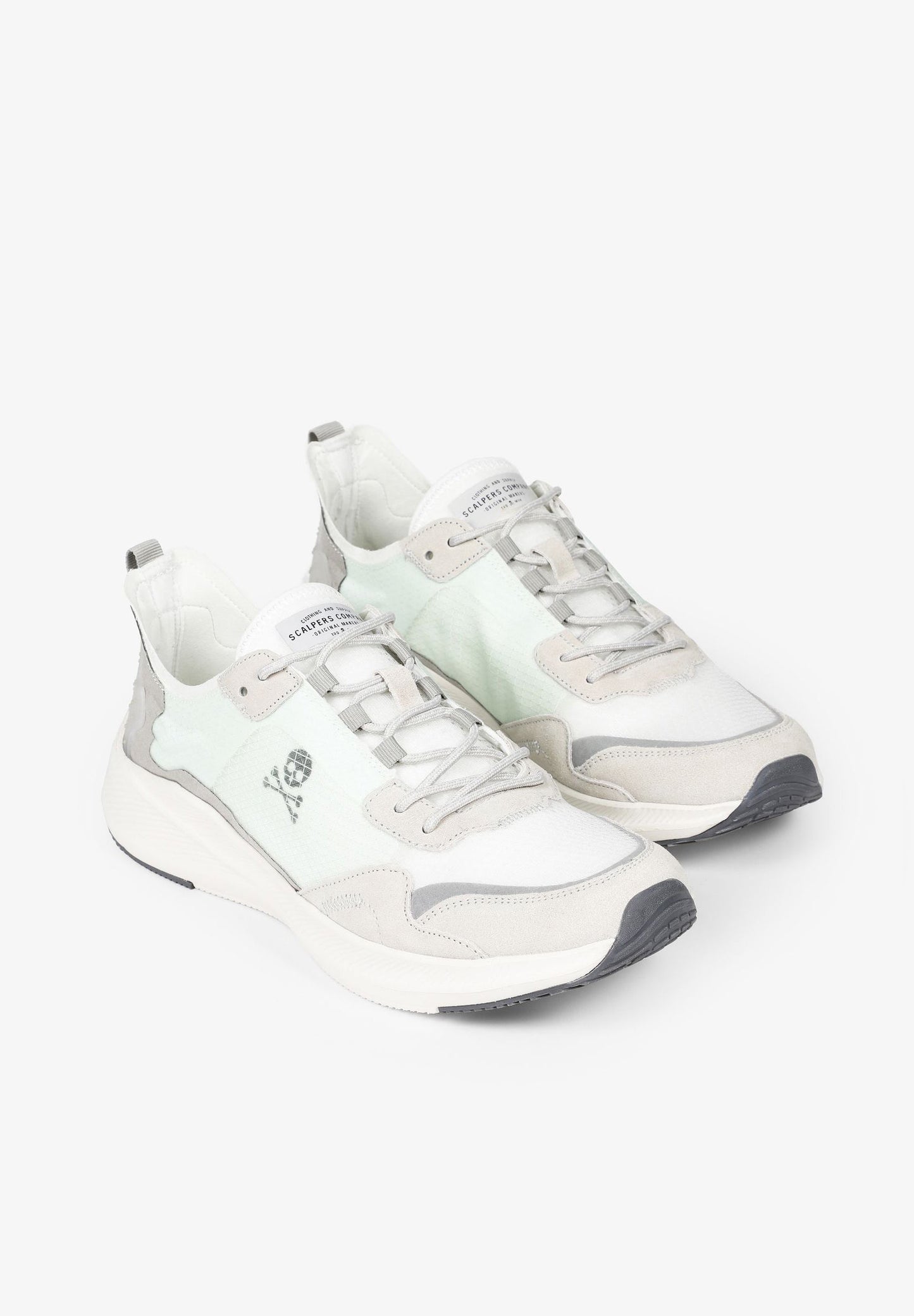 SNEAKERS CALAVERA TIRADOR