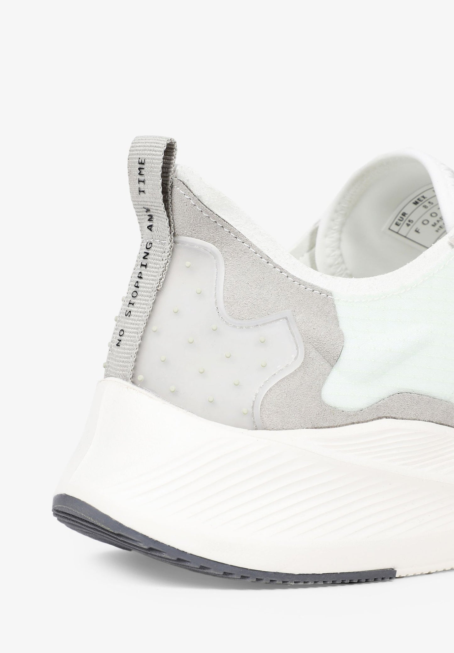 SNEAKERS CALAVERA TIRADOR