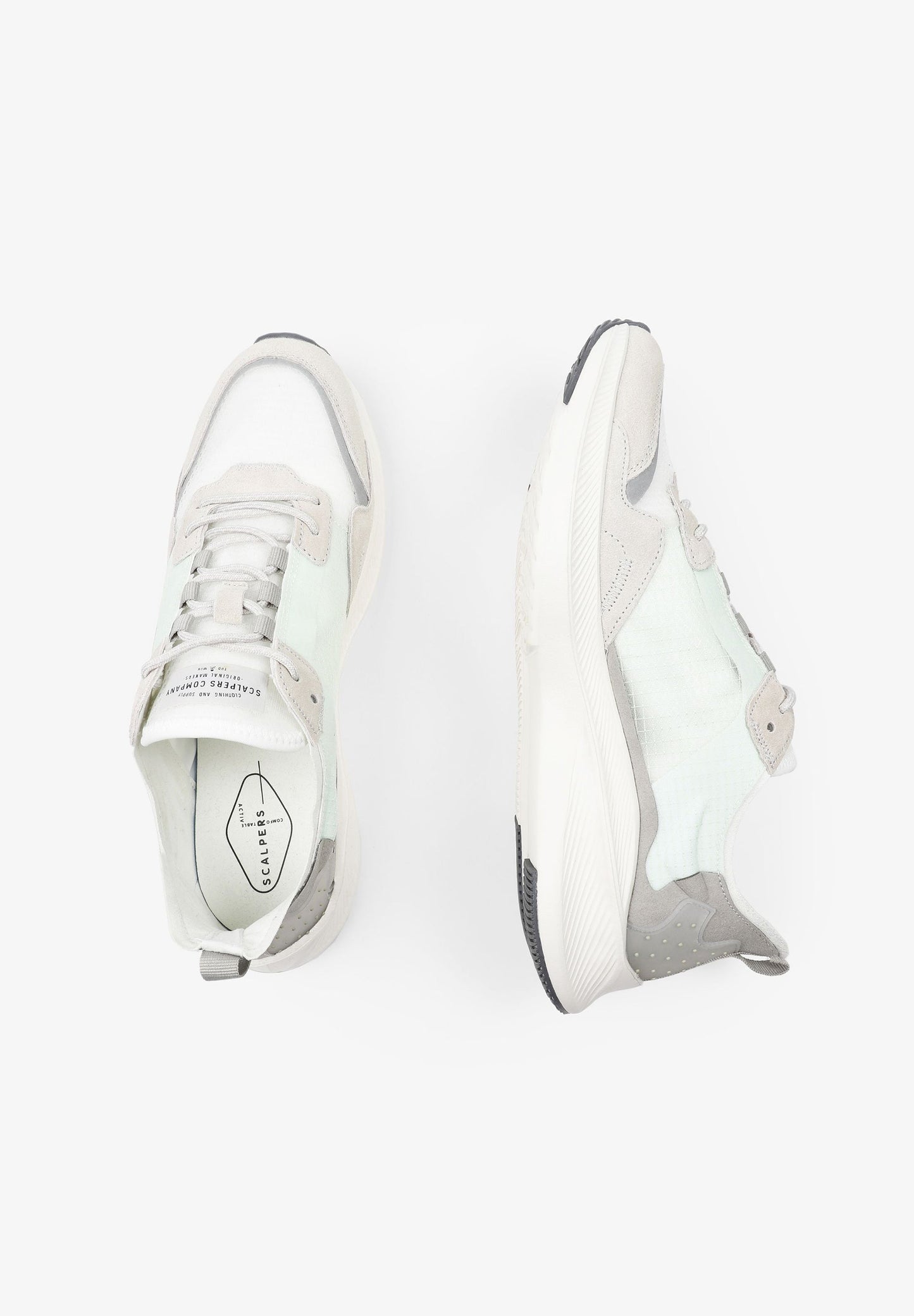 SNEAKERS CALAVERA TIRADOR