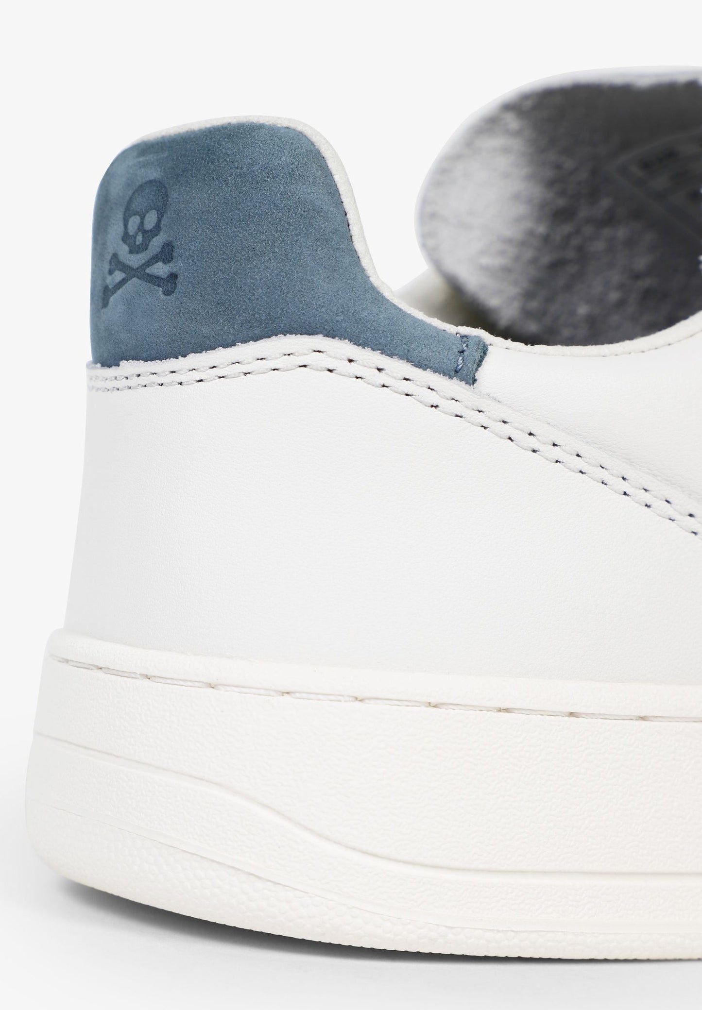 SNEAKERS PIEL DETALLE CONTRASTE