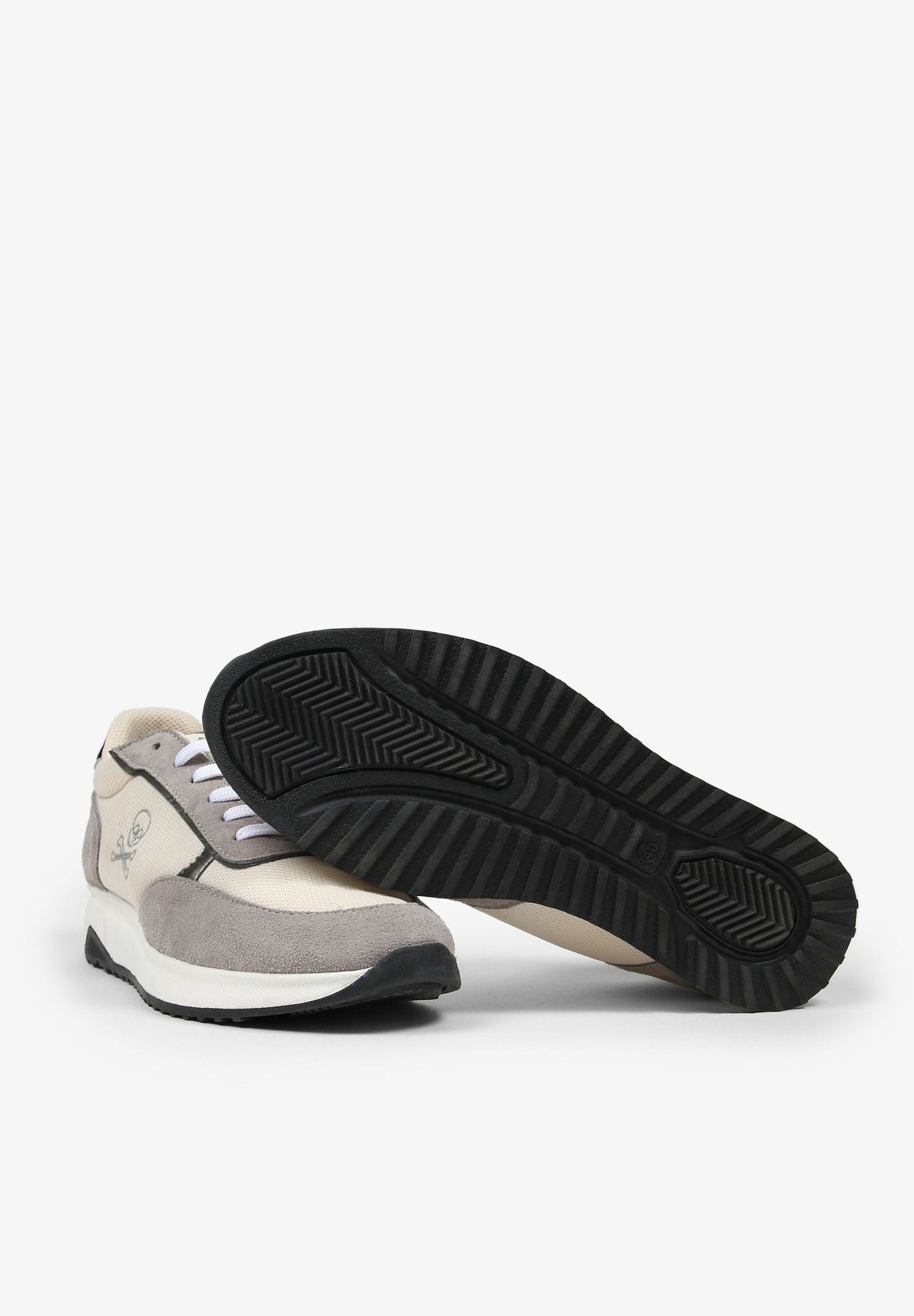 SNEAKERS SUELA ANCHA CEBRA