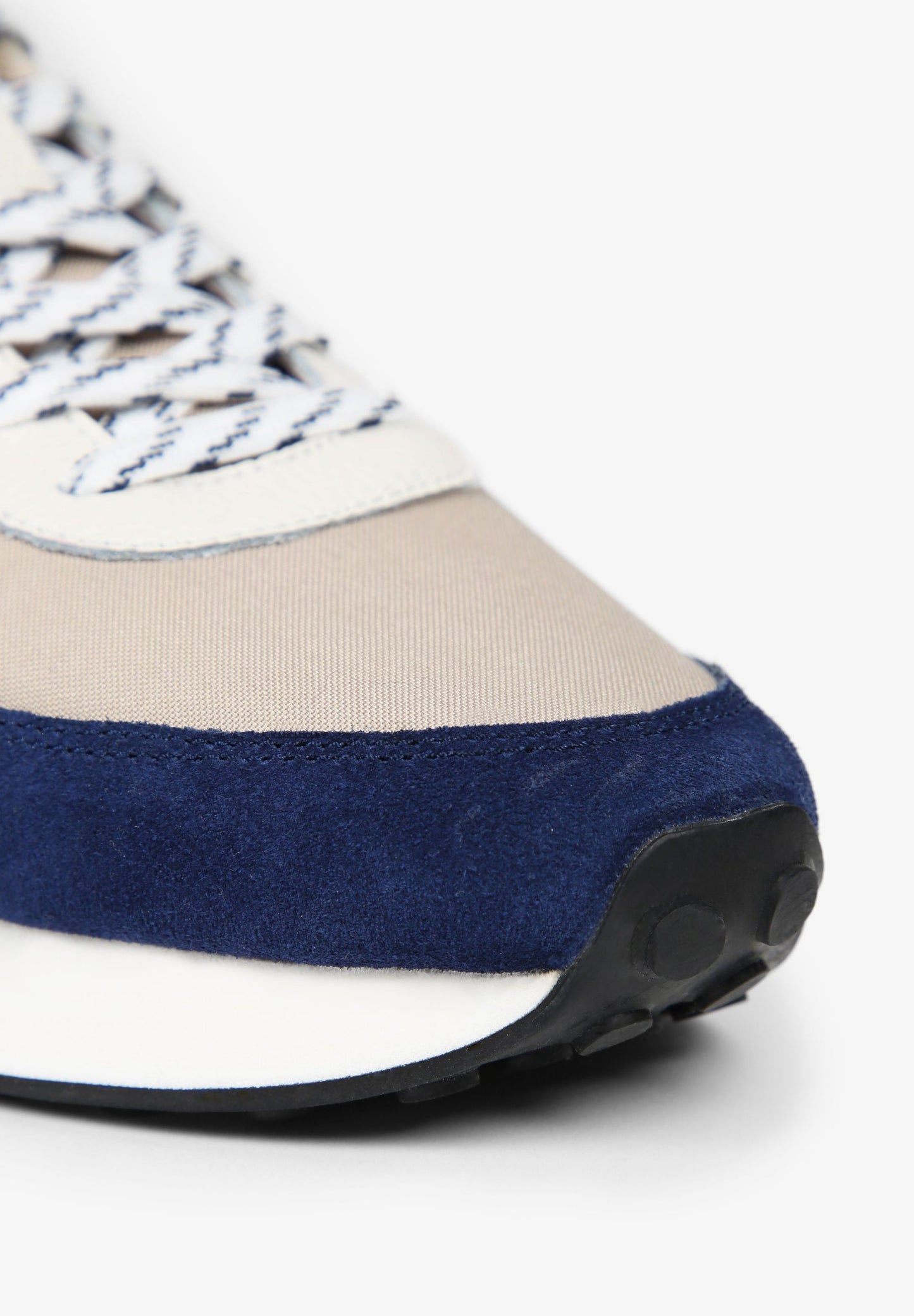 SNEAKERS SUELA ANCHA