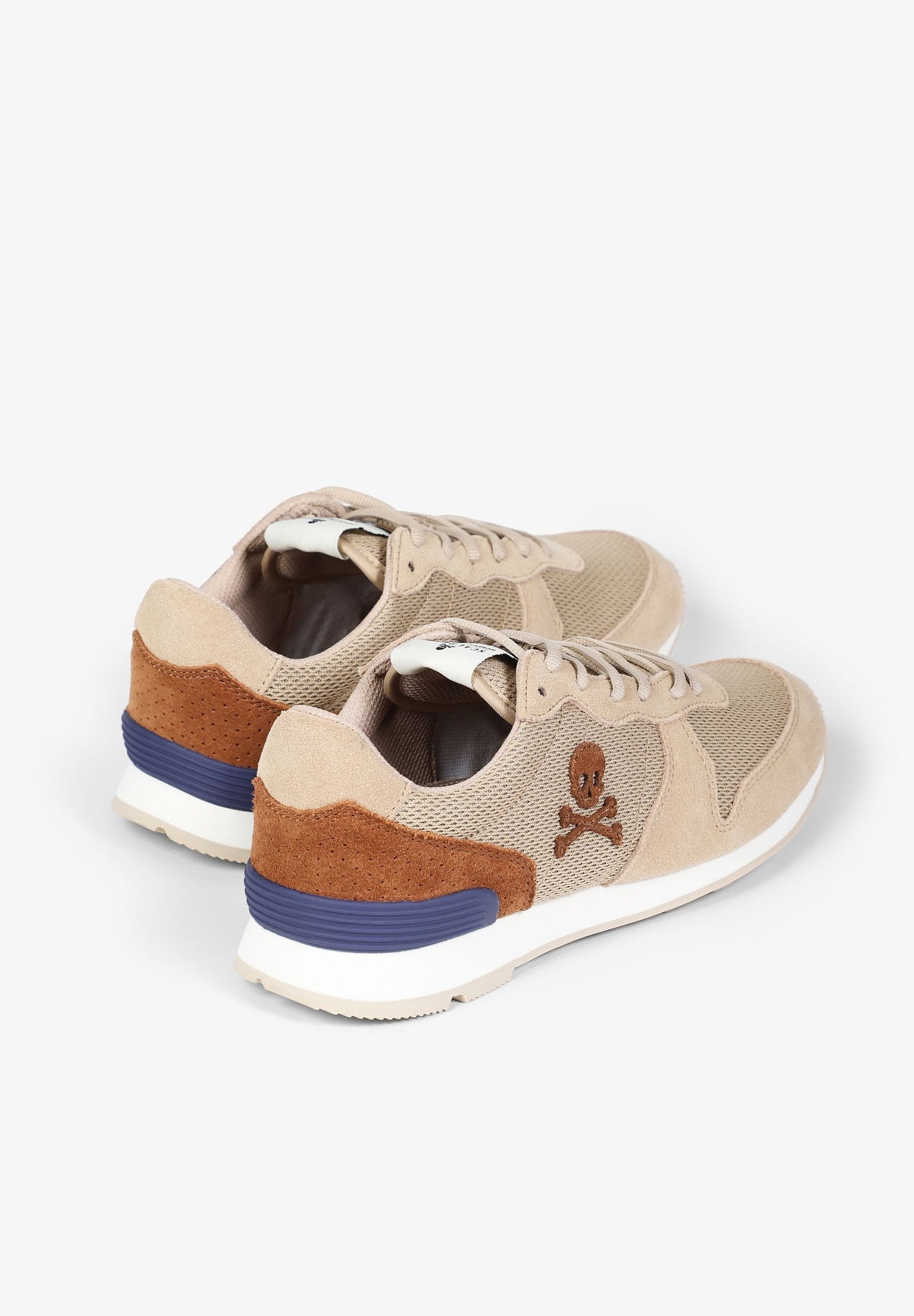 SNEAKERS INSIGNIA CALAVERA