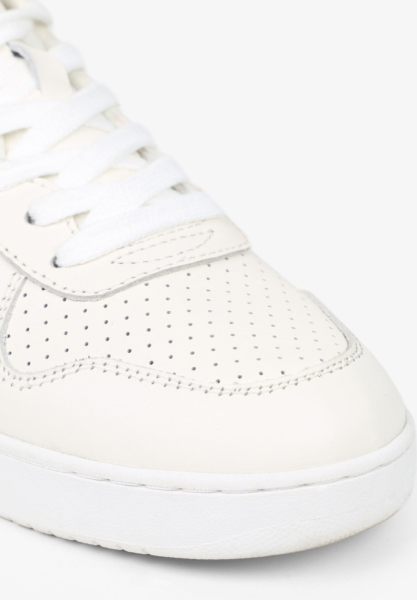 SNEAKERS DETALLE CONTRASTE