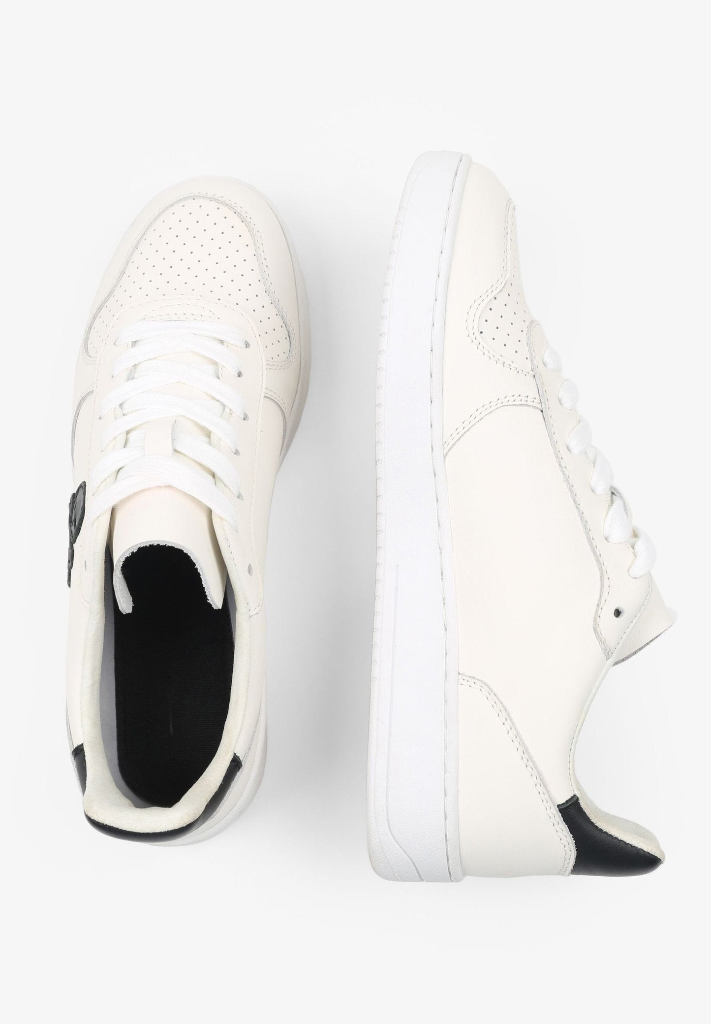 SNEAKERS DETALLE CONTRASTE