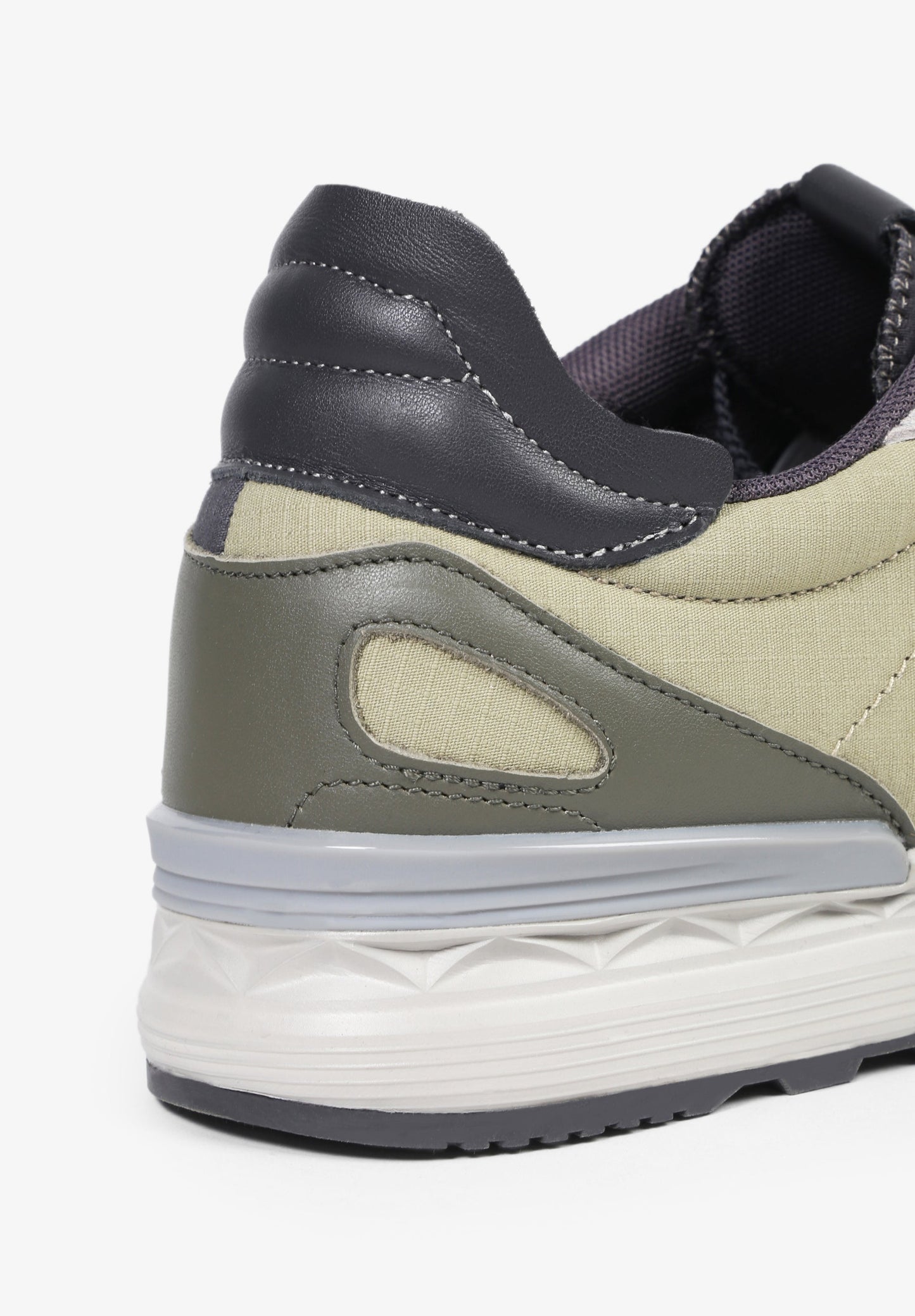 SNEAKERS ECO LIGERAS