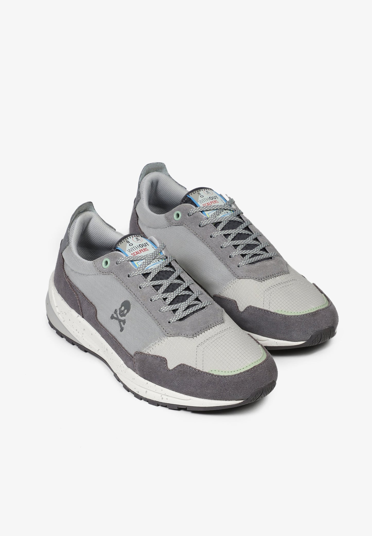 SNEAKERS DETALLE FLÚOR