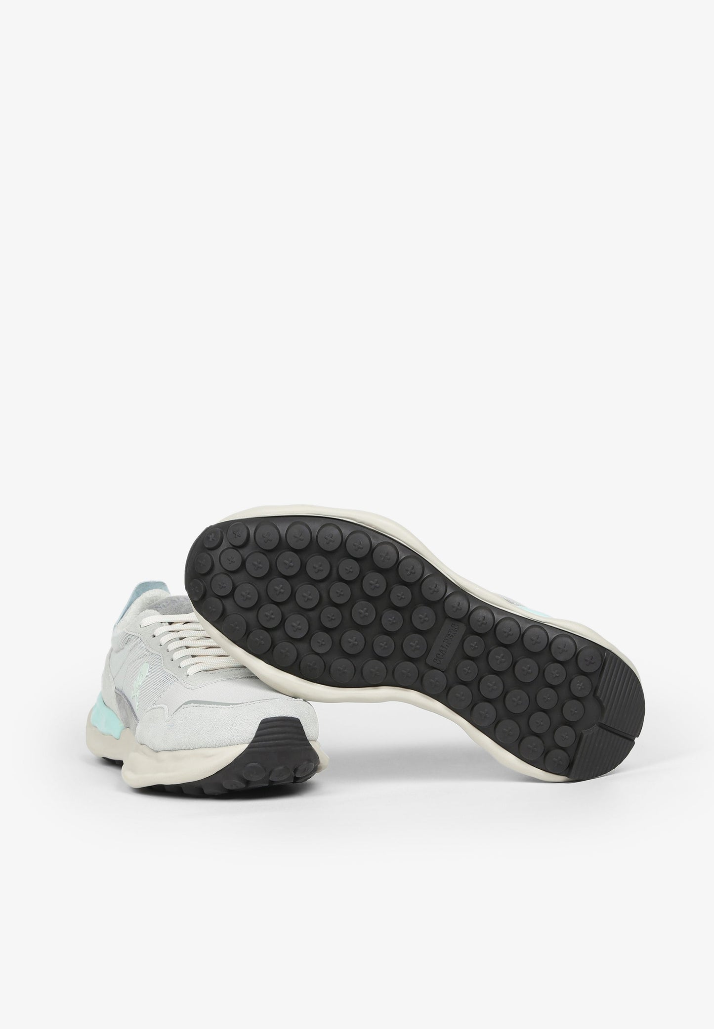 SNEAKERS PREMIUM DETALLES