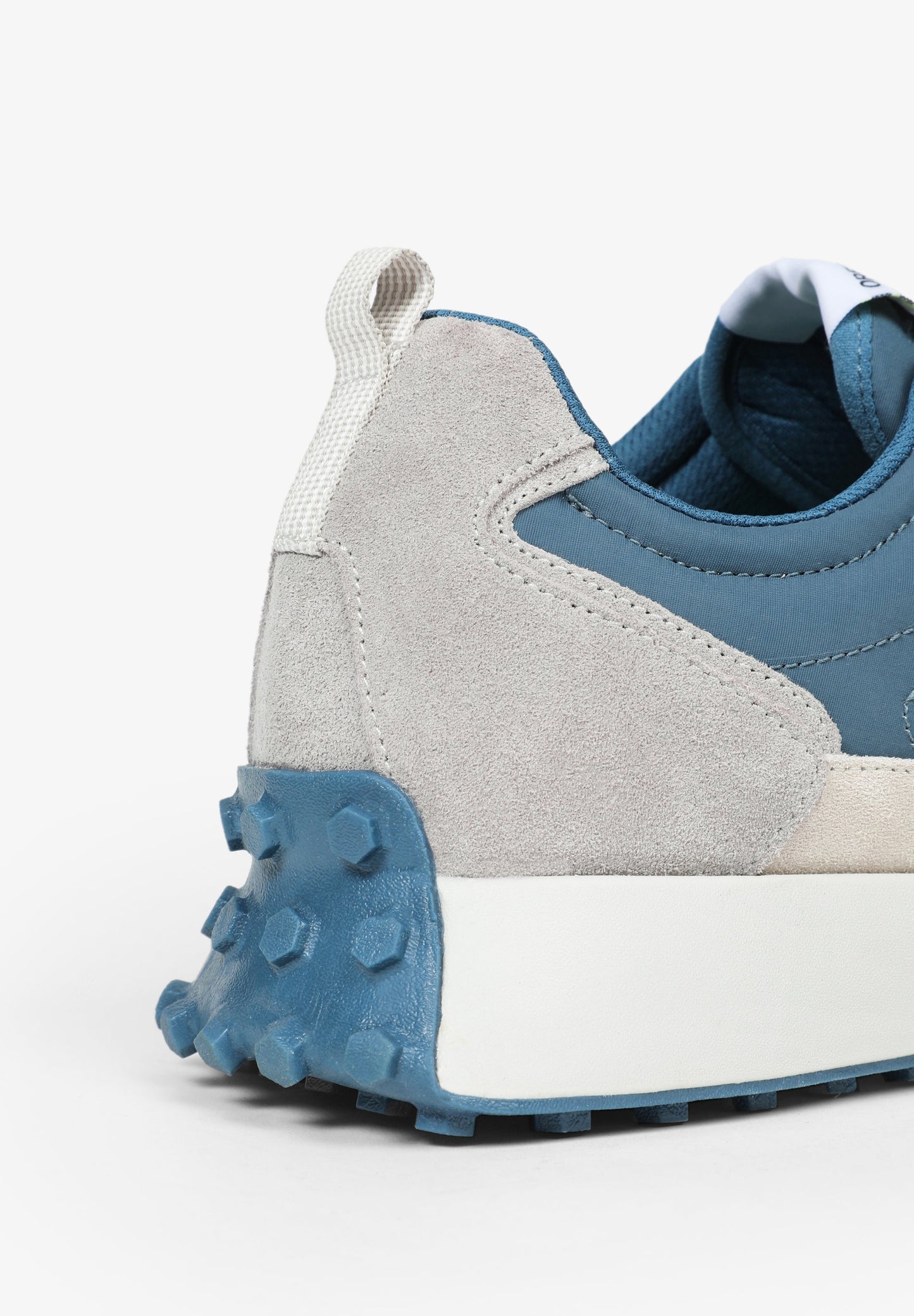 SNEAKERS SUELA ESPECIAL