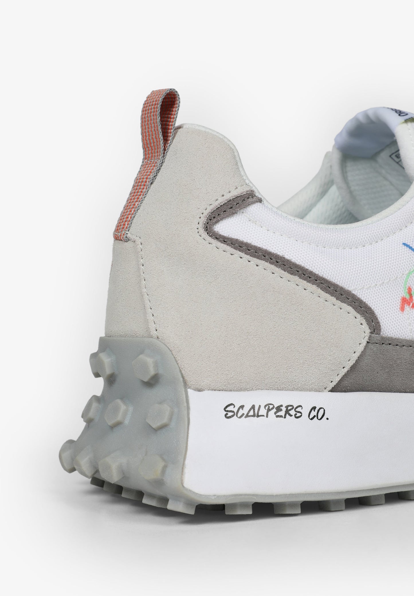 SNEAKERS SUELA ESPECIAL DETALLES