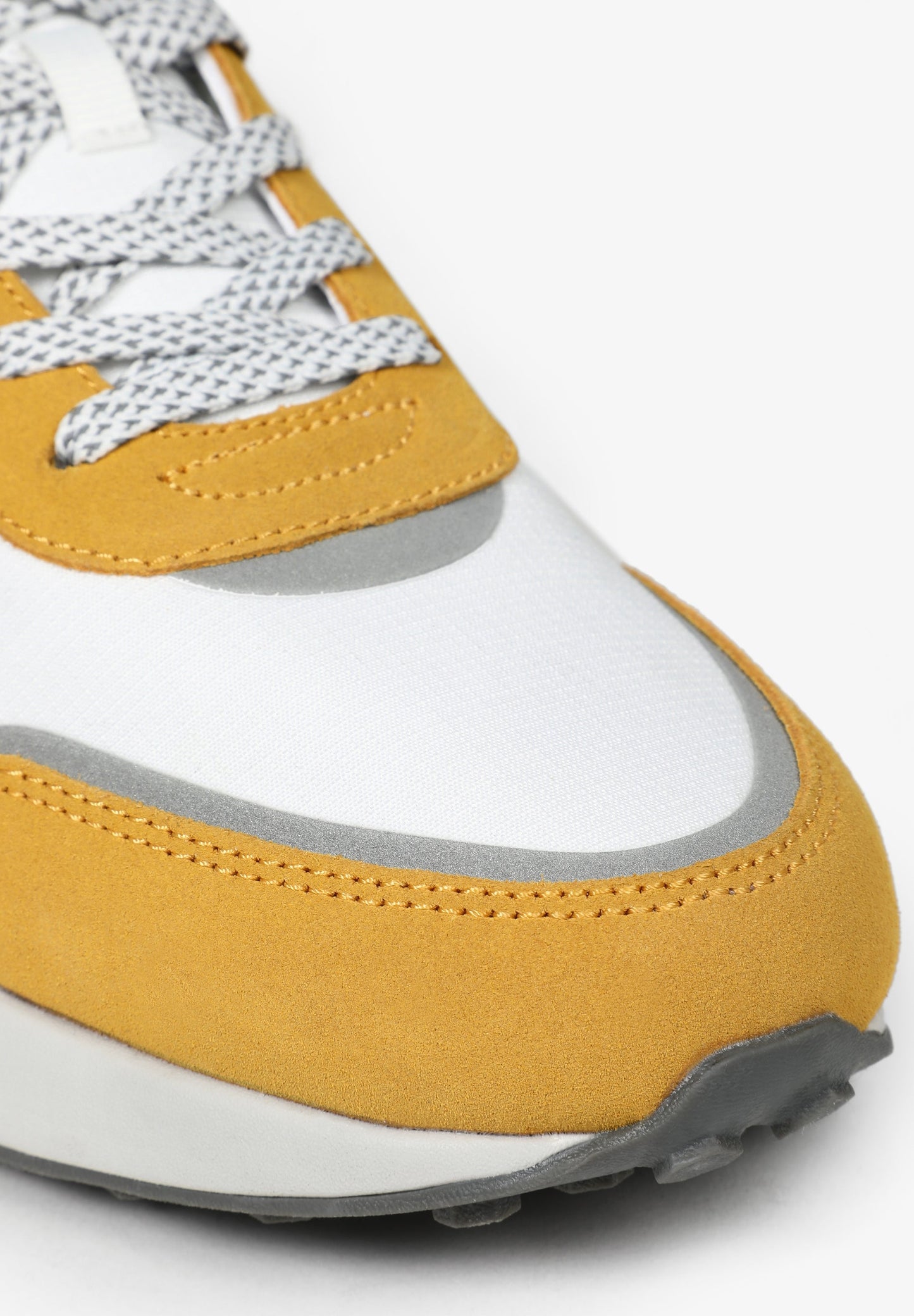 SNEAKERS SUELA ESPECIAL