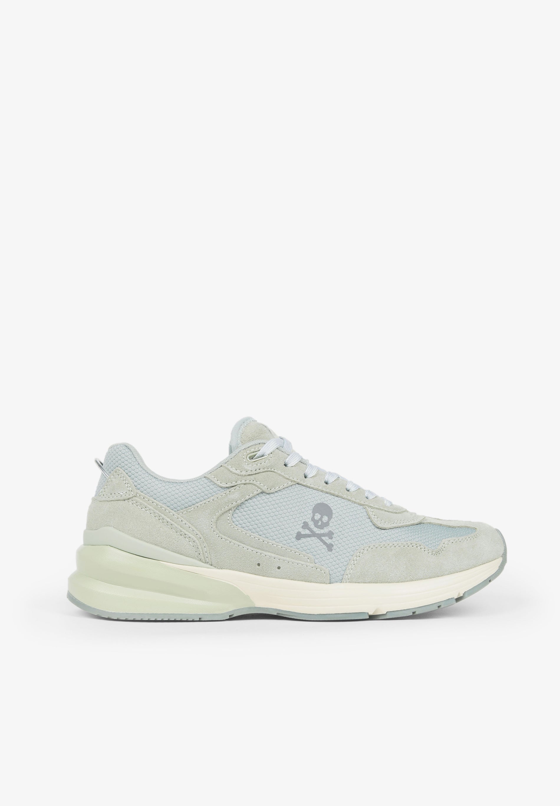 SNEAKERS TALÓN ENGOMADO