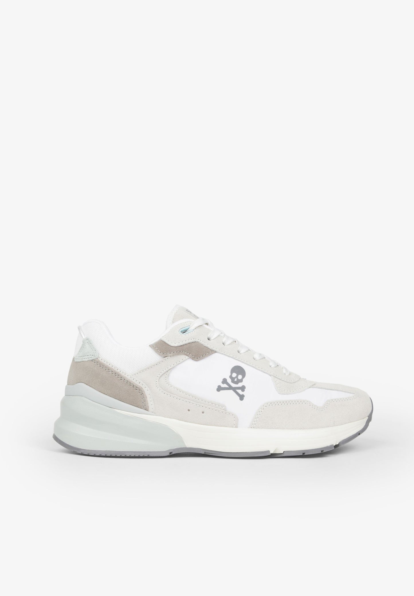 SNEAKERS TALÓN ENGOMADO