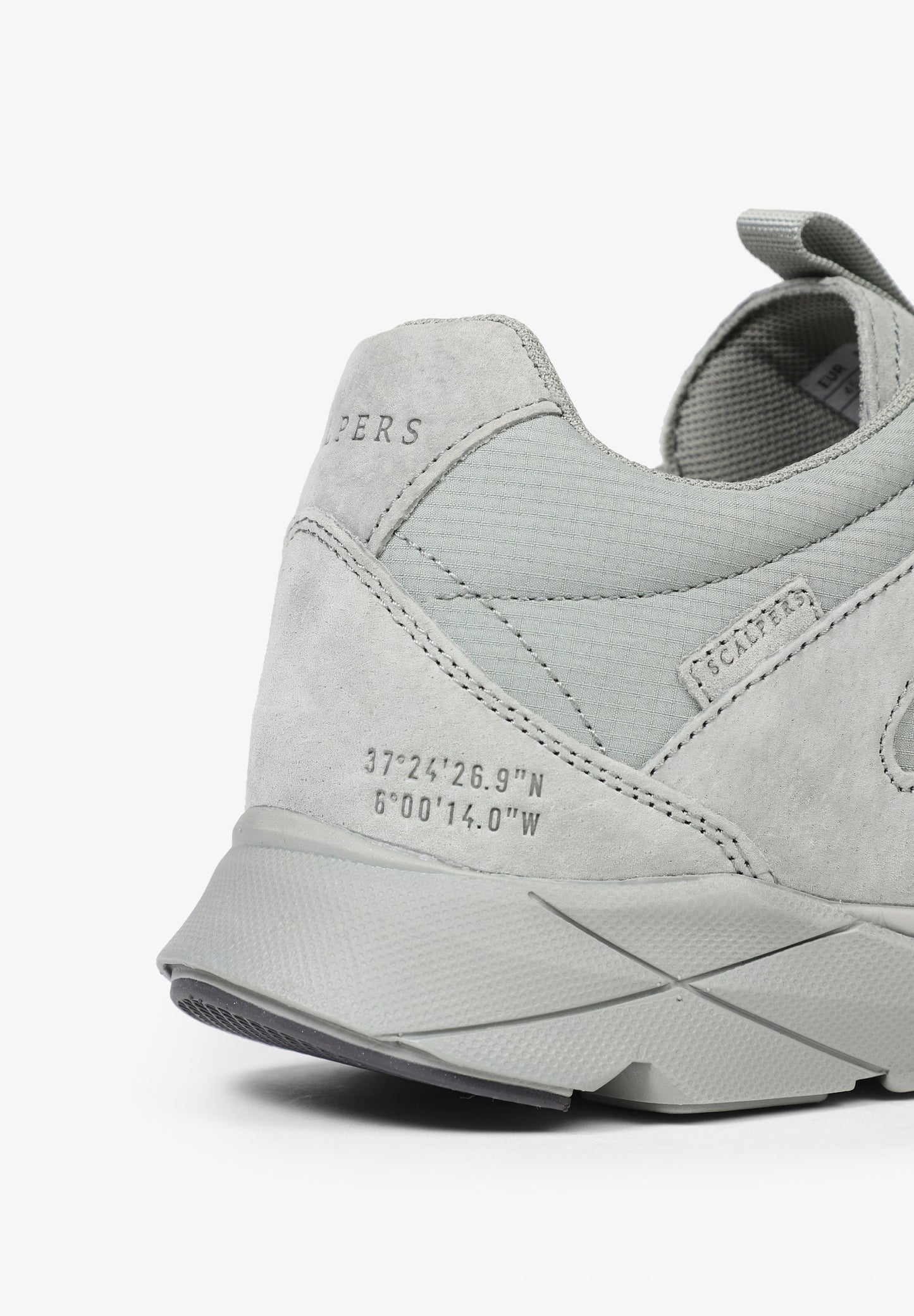 SNEAKERS CONFORT CALAVERA